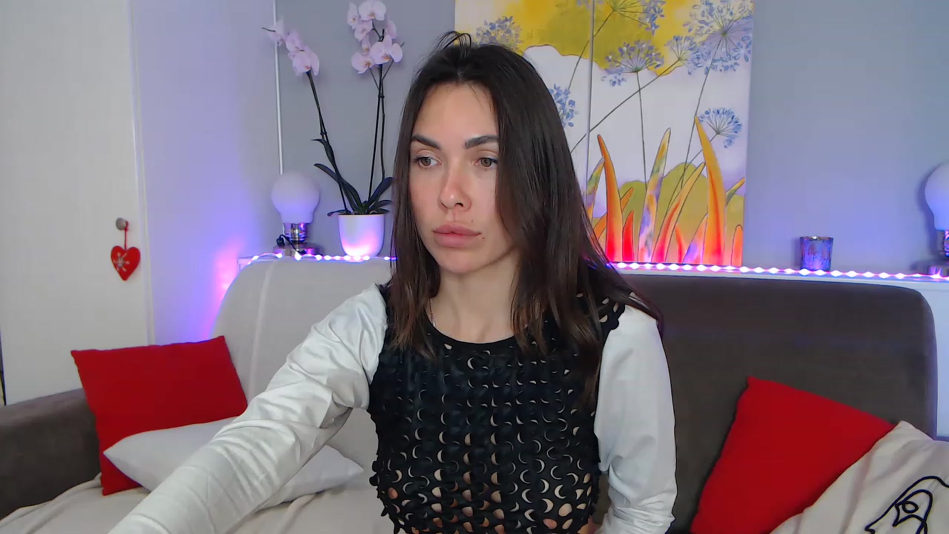 Gallery image thumbnail from VikiEvans's myfreecams stream on, 03/05/2023, 22:50 image 7 of 20