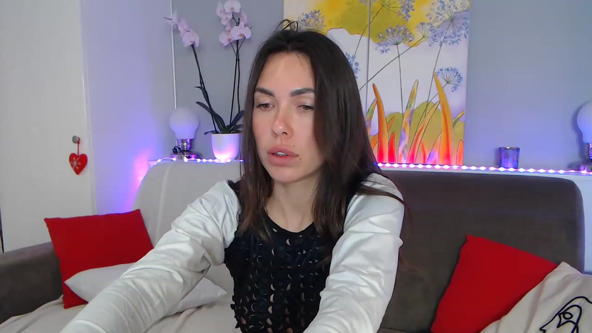 Gallery image thumbnail from VikiEvans's myfreecams stream on, 03/05/2023, 22:50 image 9 of 20