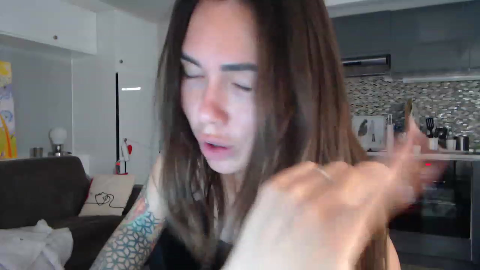 Gallery image thumbnail from VikiEvans's myfreecams stream on, 03/21/2023, 17:39 image 13 of 20