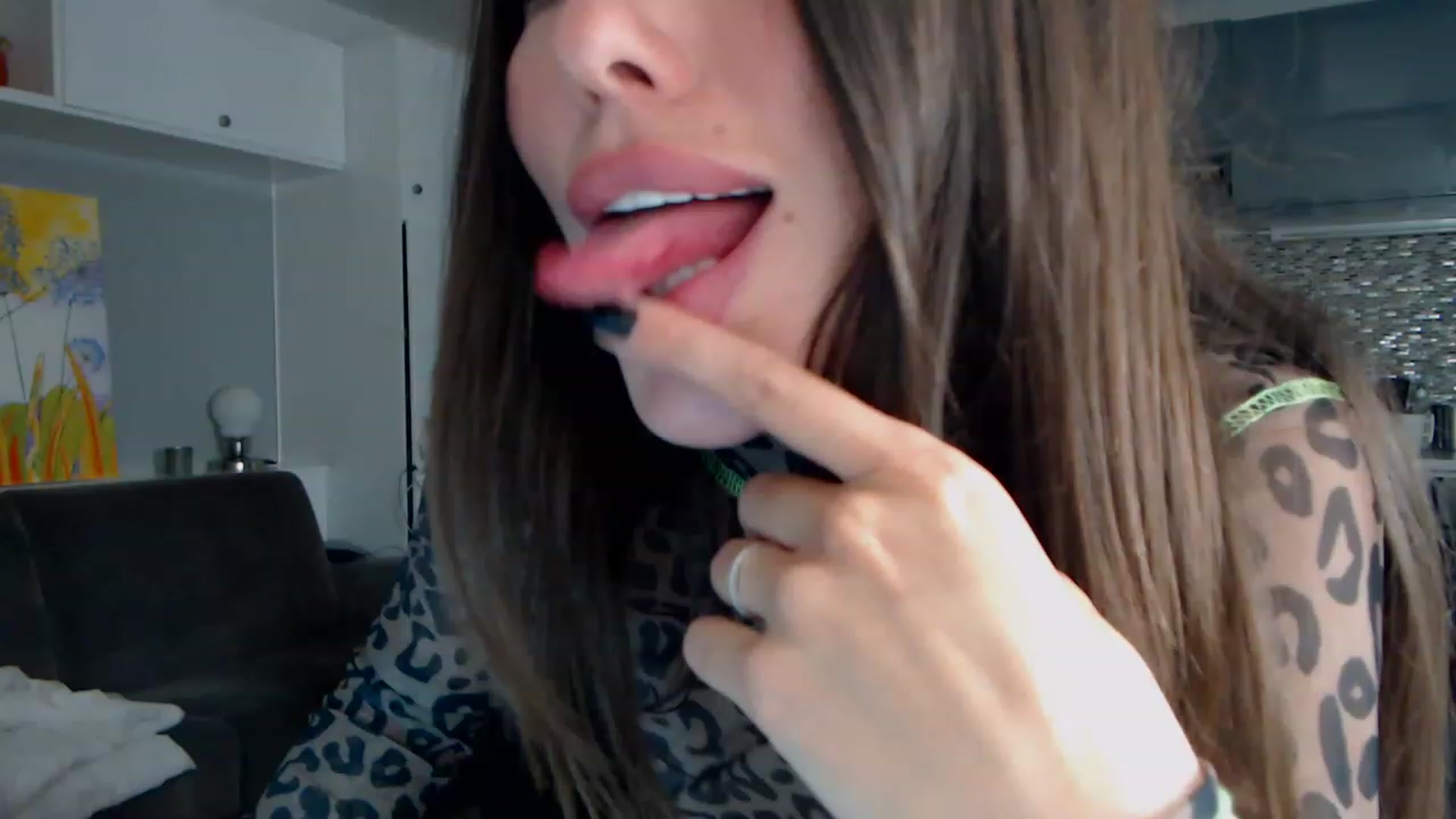 Gallery image thumbnail from VikiEvans's myfreecams stream on, 03/22/2023, 16:56 image 13 of 20