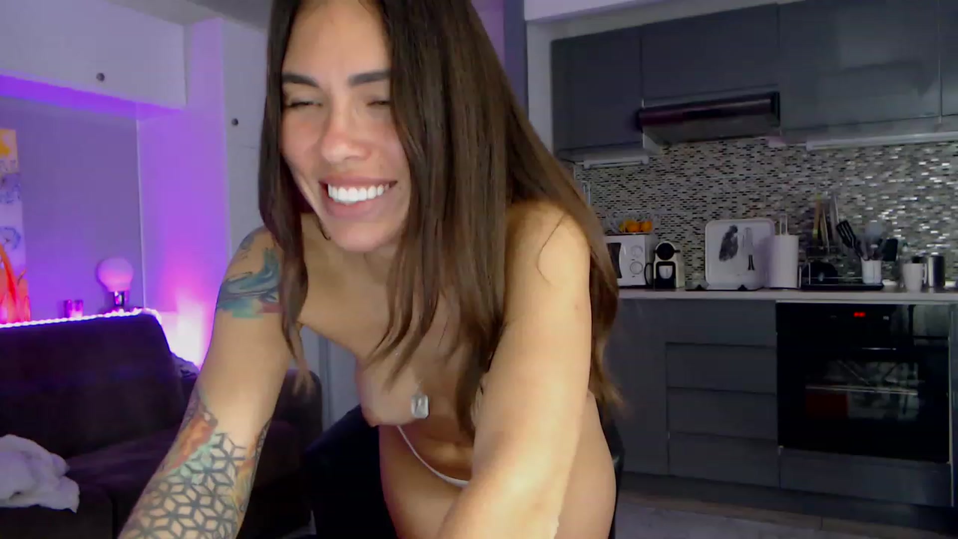 Gallery image thumbnail from VikiEvans's myfreecams stream on, 03/25/2023, 20:48 image 1 of 20