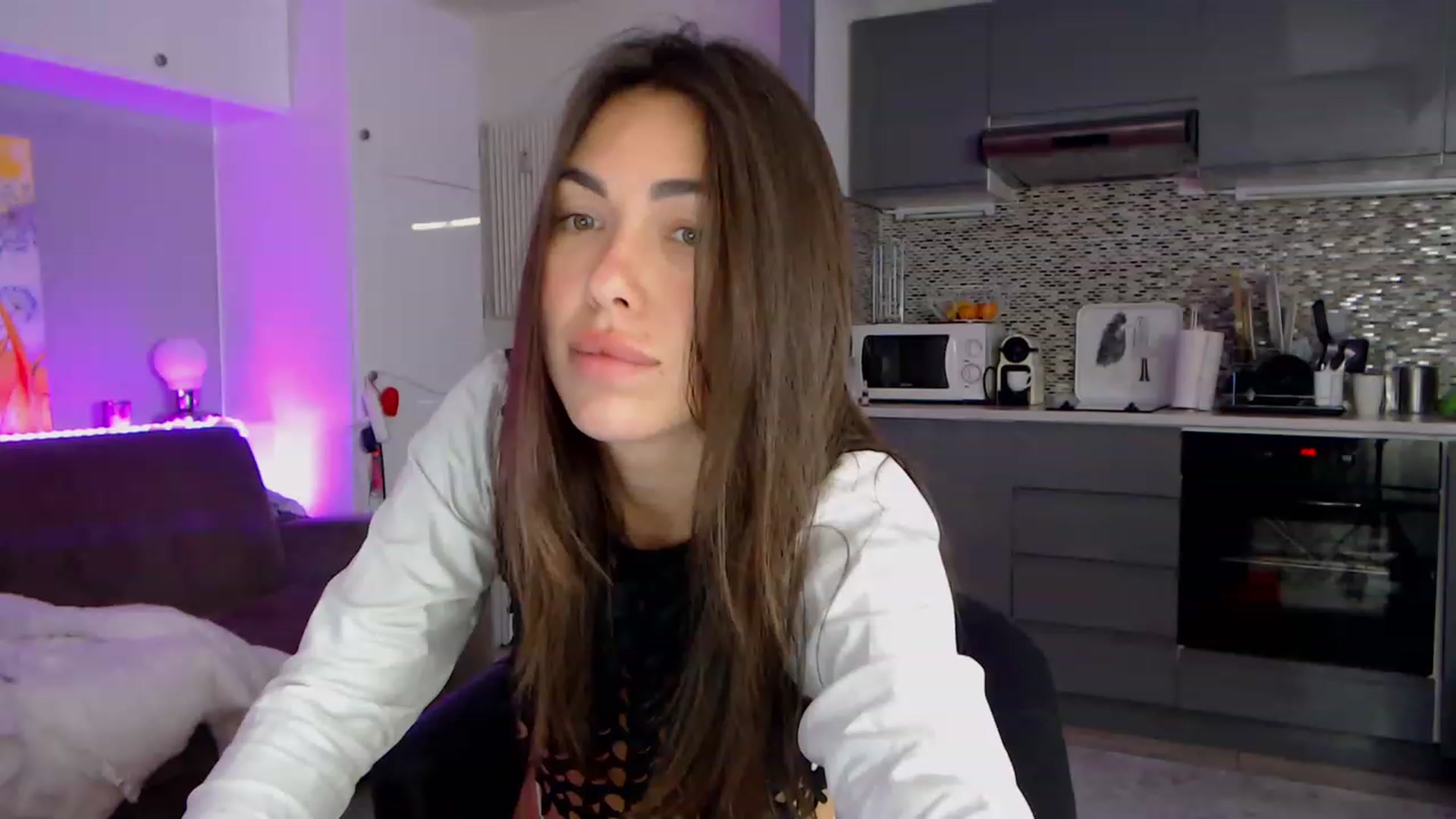 Gallery image thumbnail from VikiEvans's myfreecams stream on, 03/26/2023, 16:41 image 13 of 20