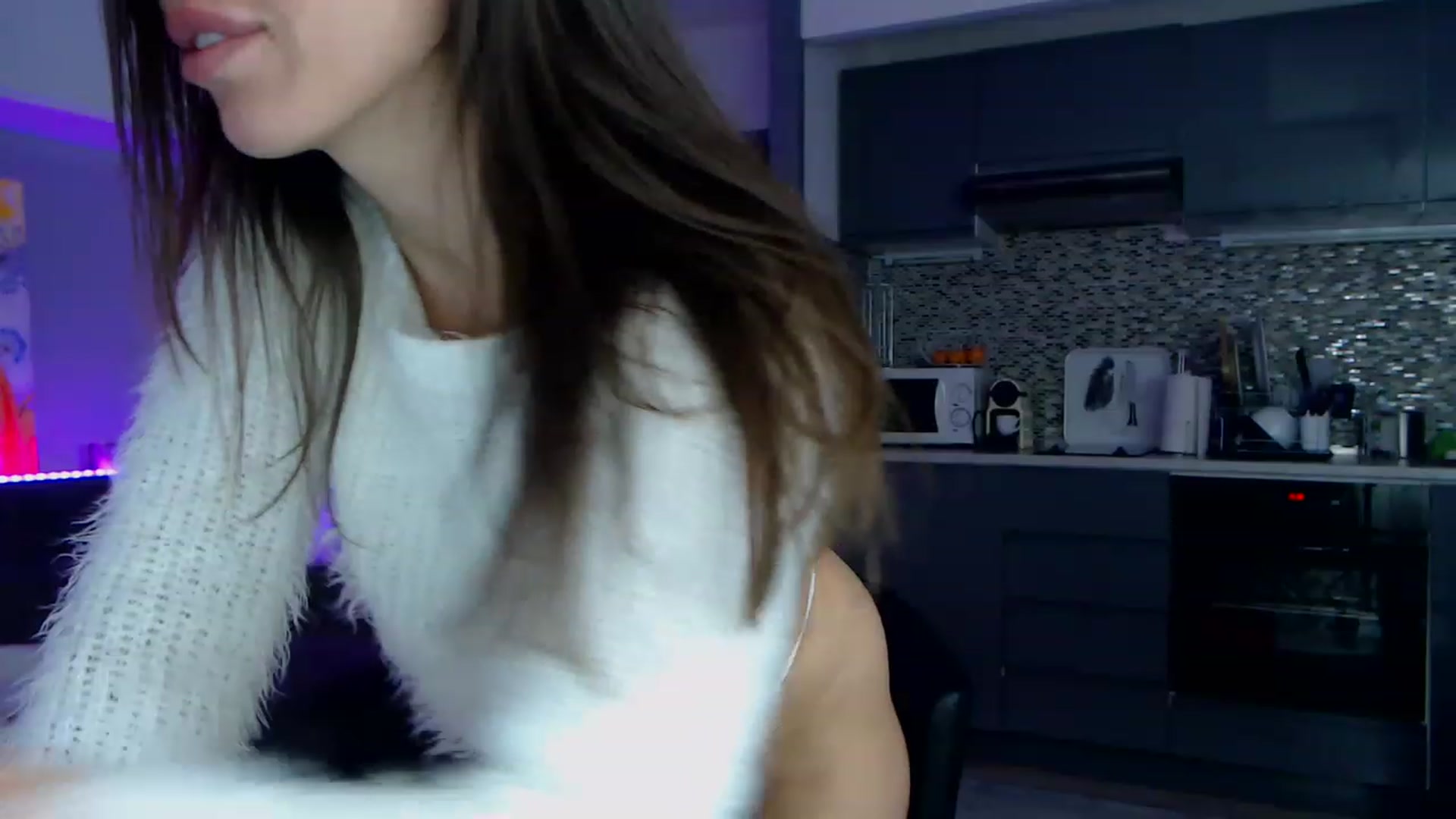 Gallery image thumbnail from VikiEvans's myfreecams stream on, 03/26/2023, 19:03 image 11 of 20