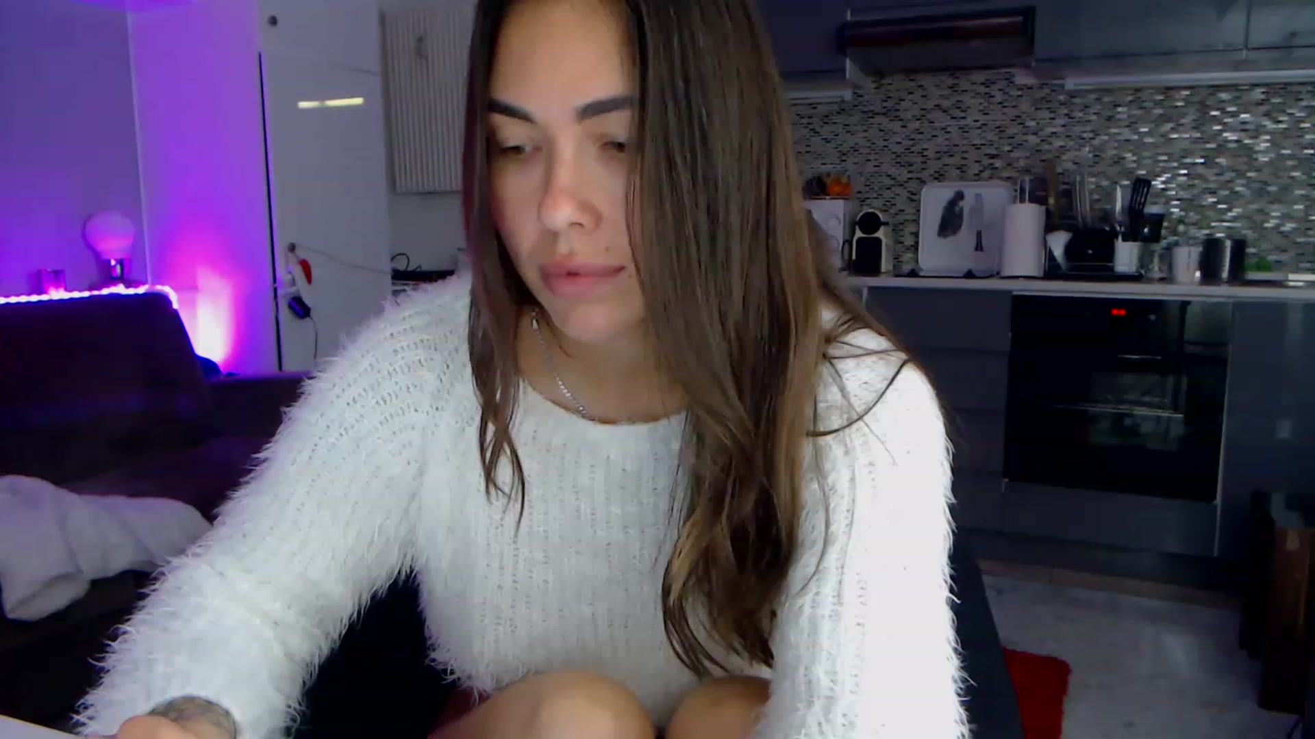 Gallery image thumbnail from VikiEvans's myfreecams stream on, 04/12/2023, 20:44 image 3 of 20