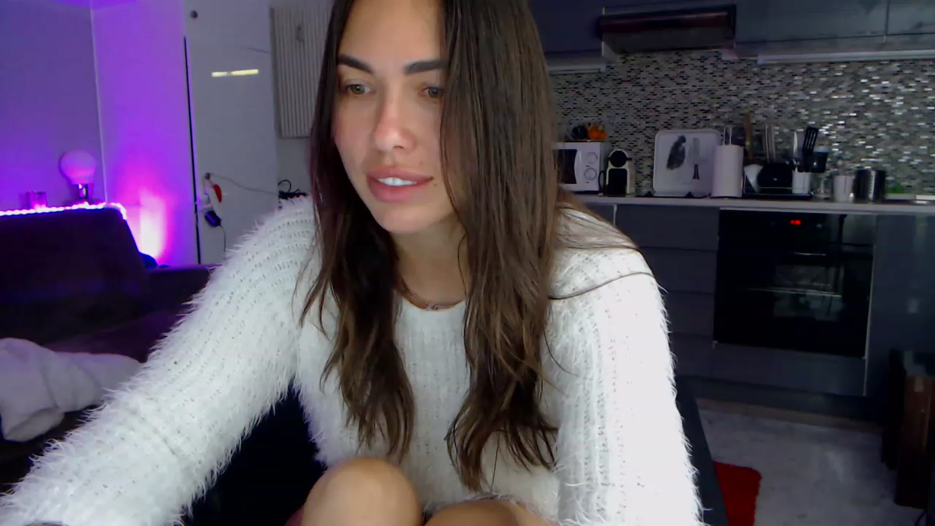 Gallery image thumbnail from VikiEvans's myfreecams stream on, 04/12/2023, 20:44 image 7 of 20