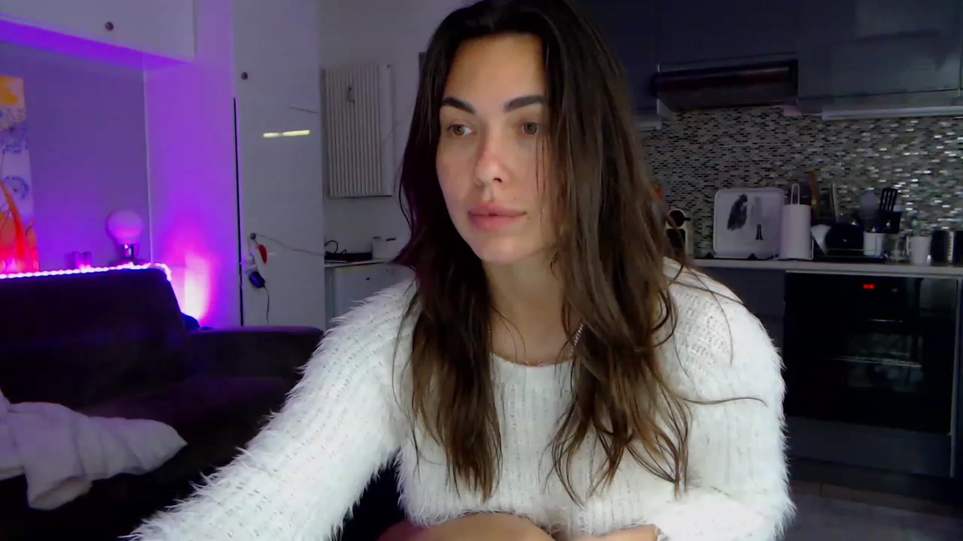 Gallery image thumbnail from VikiEvans's myfreecams stream on, 04/12/2023, 22:55 image 1 of 20