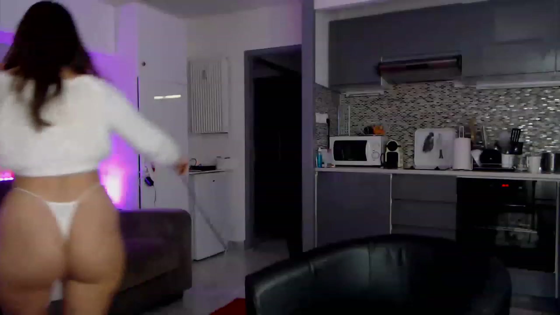 Gallery image thumbnail from VikiEvans's myfreecams stream on, 04/12/2023, 22:55 image 13 of 20