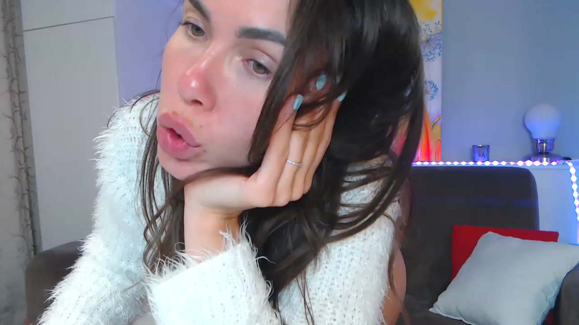 Gallery image thumbnail from VikiEvans's myfreecams stream on, 04/18/2023, 22:01 image 13 of 20