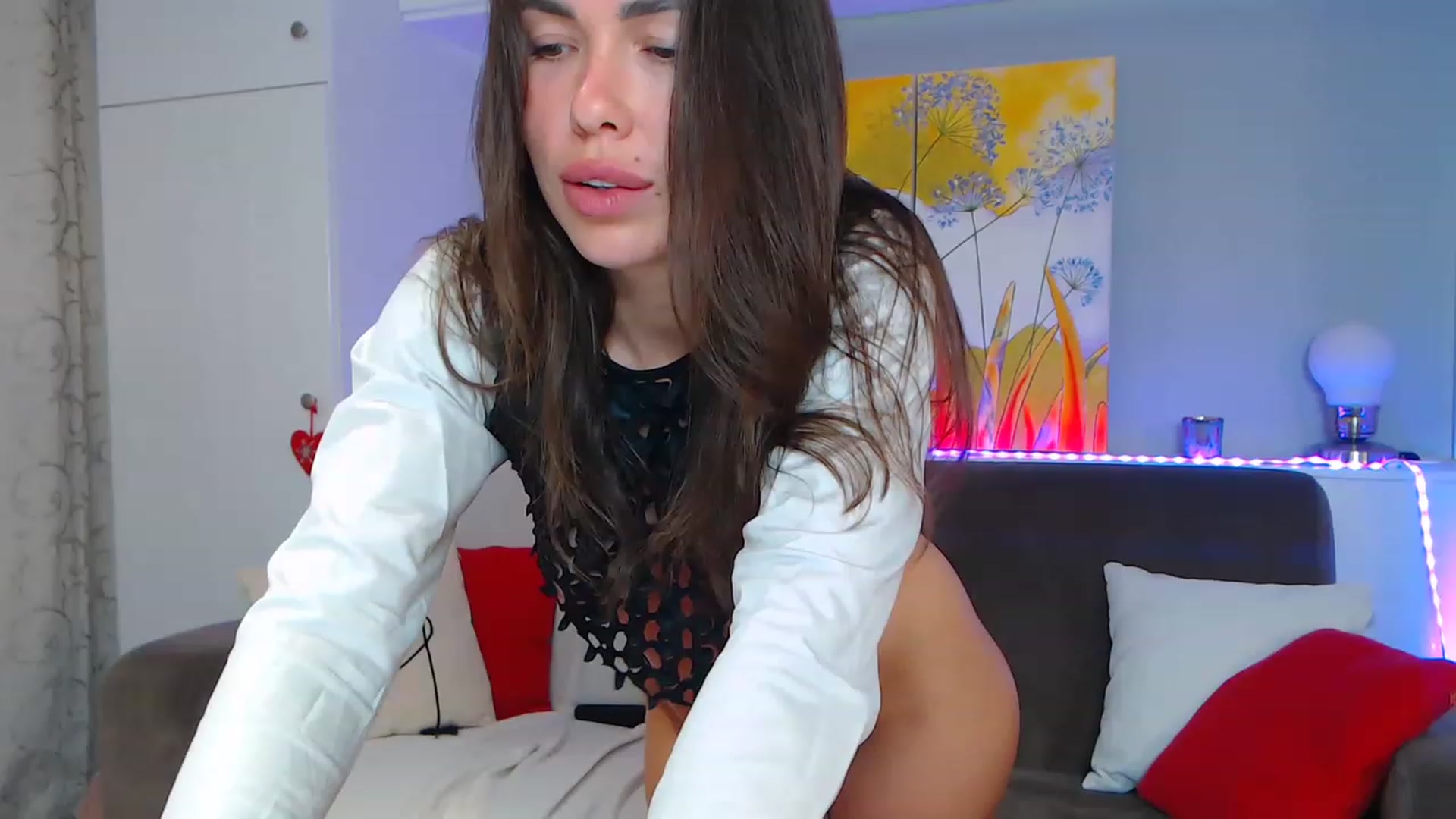 Gallery image thumbnail from VikiEvans's myfreecams stream on, 04/20/2023, 17:07 image 13 of 20