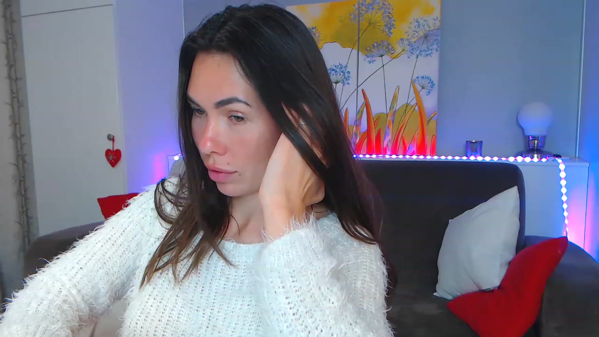 Gallery image thumbnail from VikiEvans's myfreecams stream on, 04/22/2023, 19:39 image 6 of 20