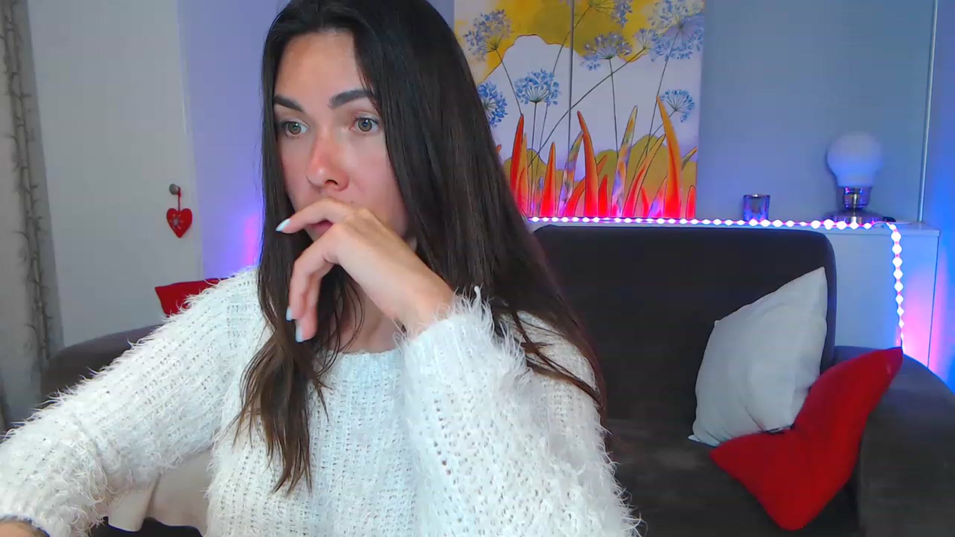 Gallery image thumbnail from VikiEvans's myfreecams stream on, 04/22/2023, 20:01 image 5 of 20