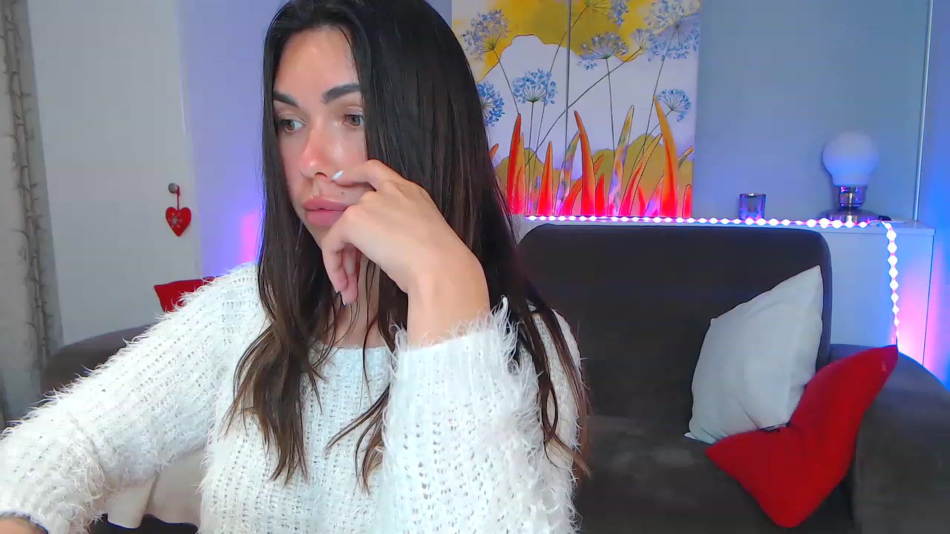 Gallery image thumbnail from VikiEvans's myfreecams stream on, 04/22/2023, 20:01 image 6 of 20