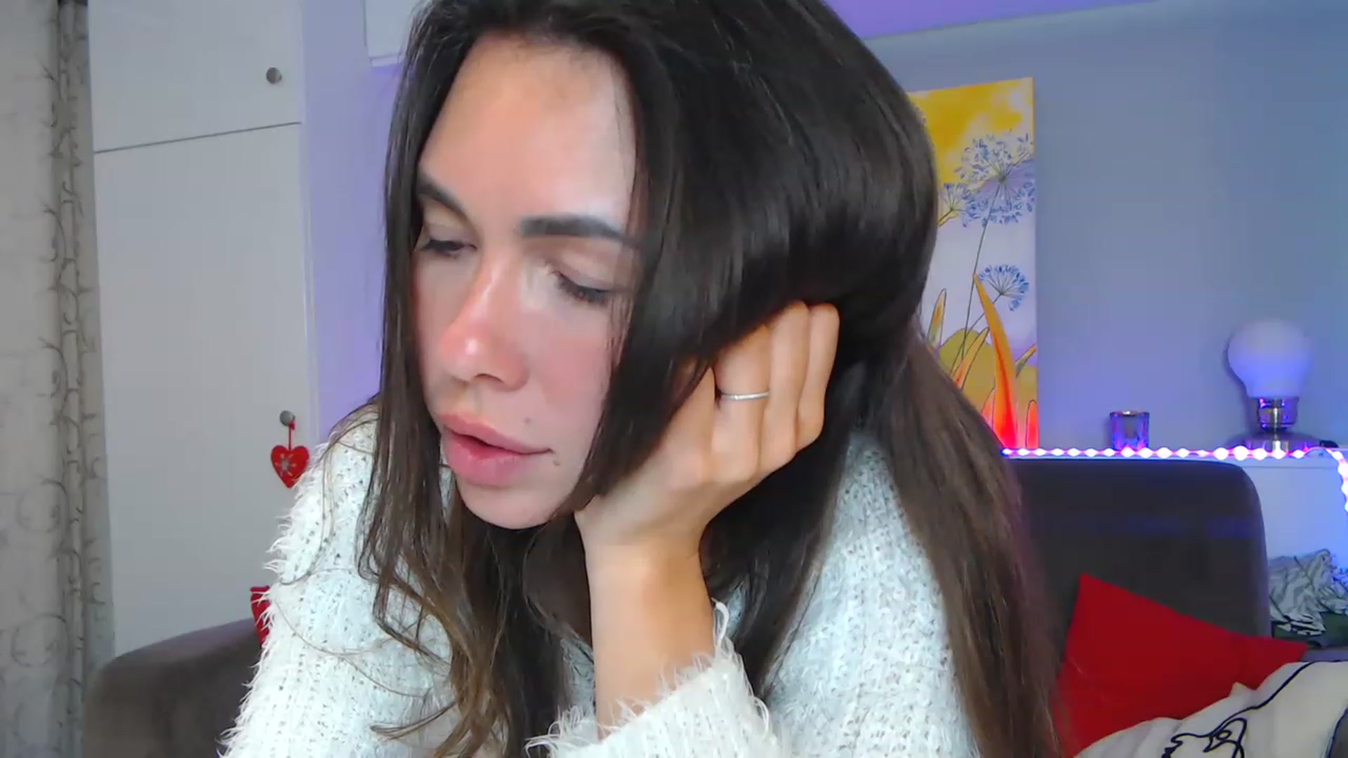 Gallery image thumbnail from VikiEvans's myfreecams stream on, 04/24/2023, 19:34 image 19 of 20