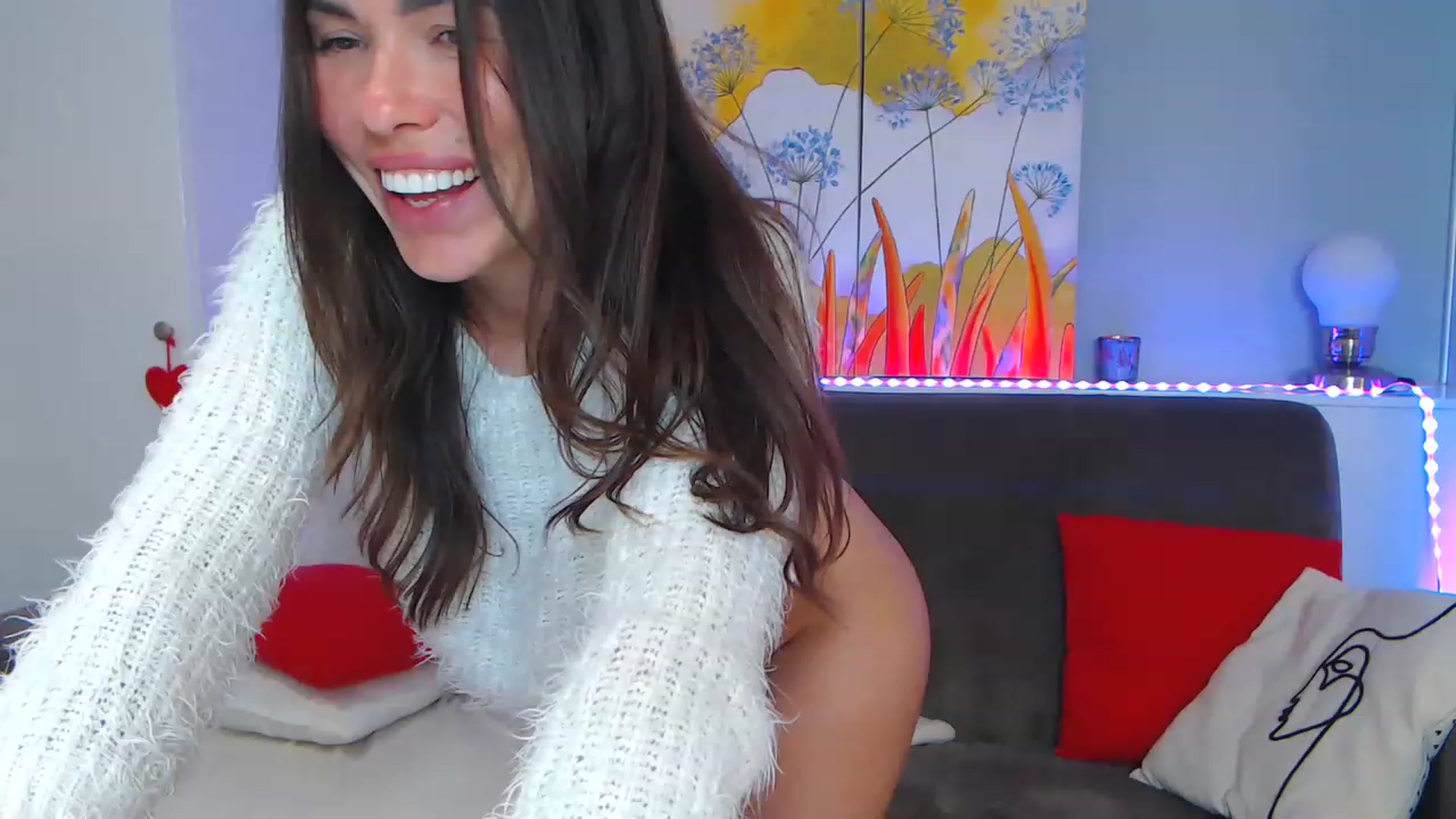 Gallery image thumbnail from VikiEvans's myfreecams stream on, 05/01/2023, 20:10 image 11 of 20