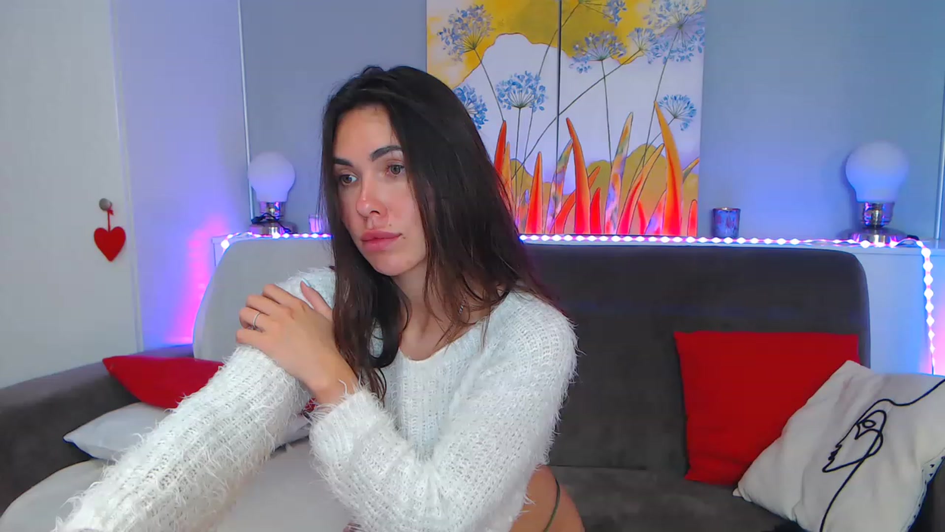 Gallery image thumbnail from VikiEvans's myfreecams stream on, 05/01/2023, 22:14 image 19 of 20