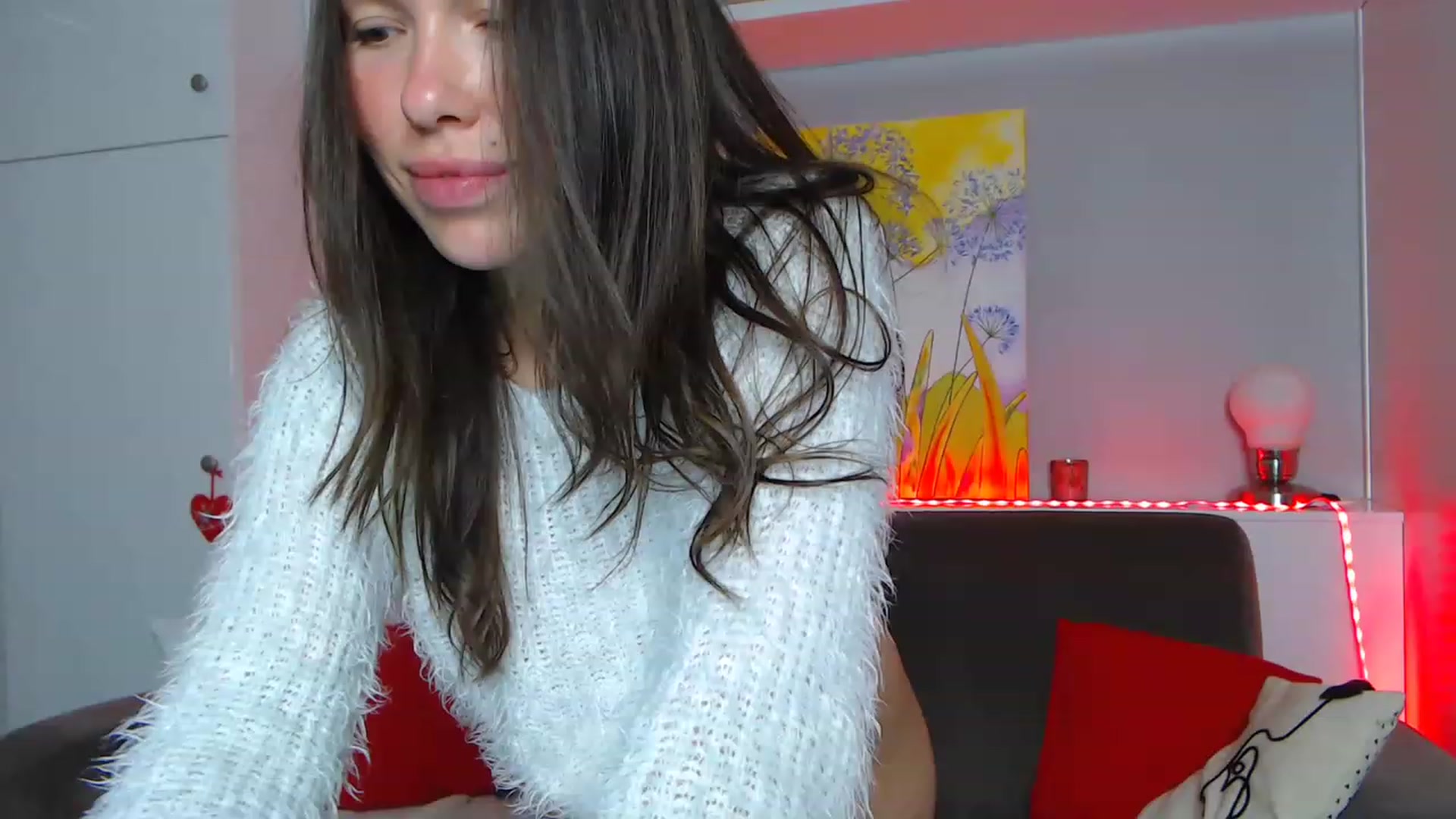 Gallery image thumbnail from VikiEvans's myfreecams stream on, 05/04/2023, 16:25 image 3 of 20