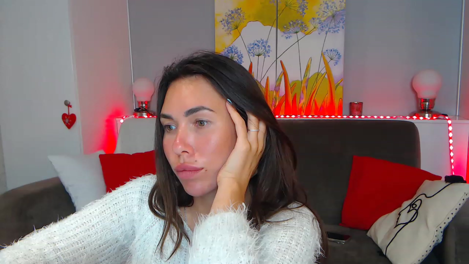 Gallery image thumbnail from VikiEvans's myfreecams stream on, 05/04/2023, 18:26 image 12 of 20