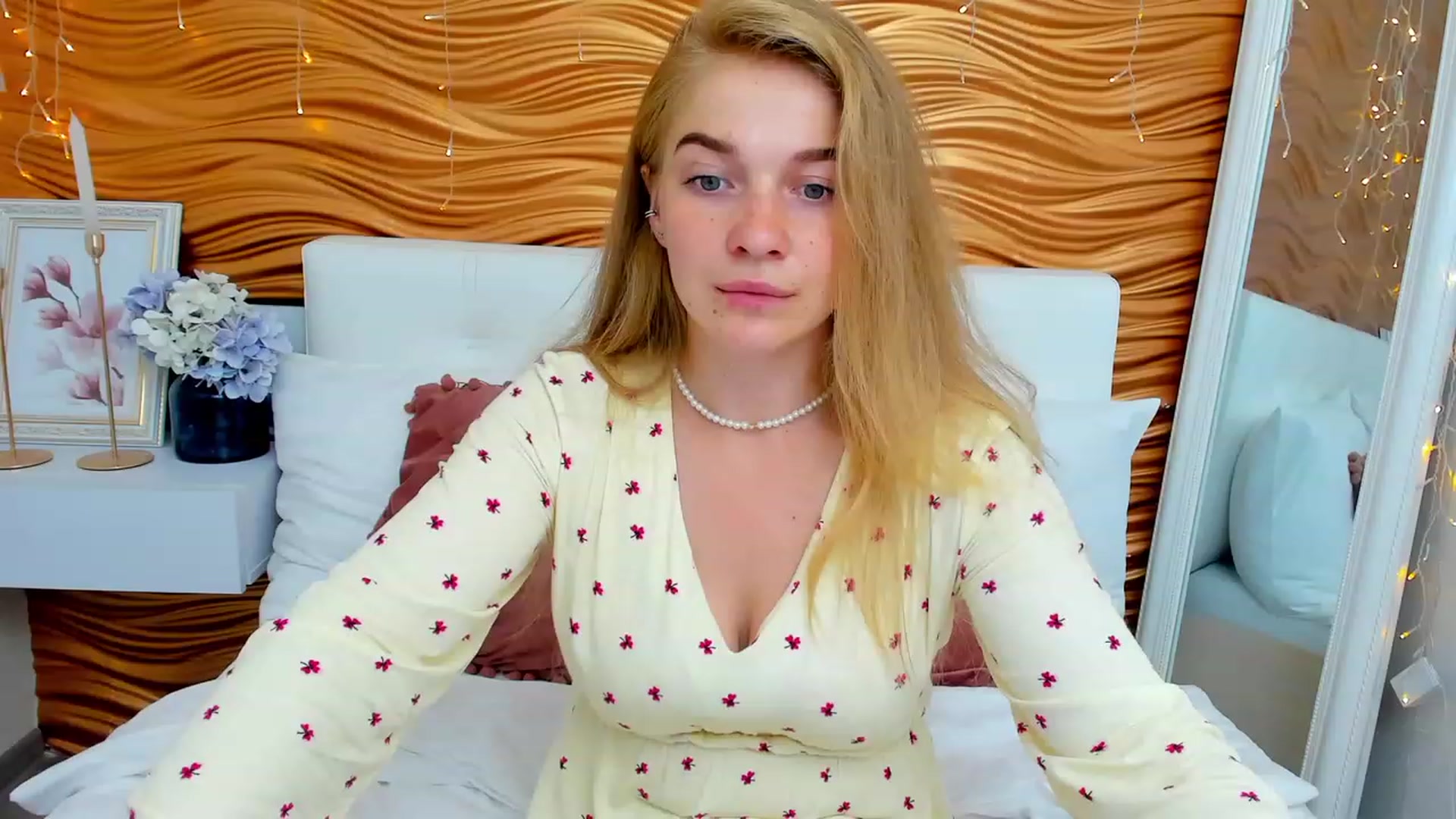 Gallery image thumbnail from VikiMars's myfreecams stream on, 08/27/2023, 18:53 image 1 of 20