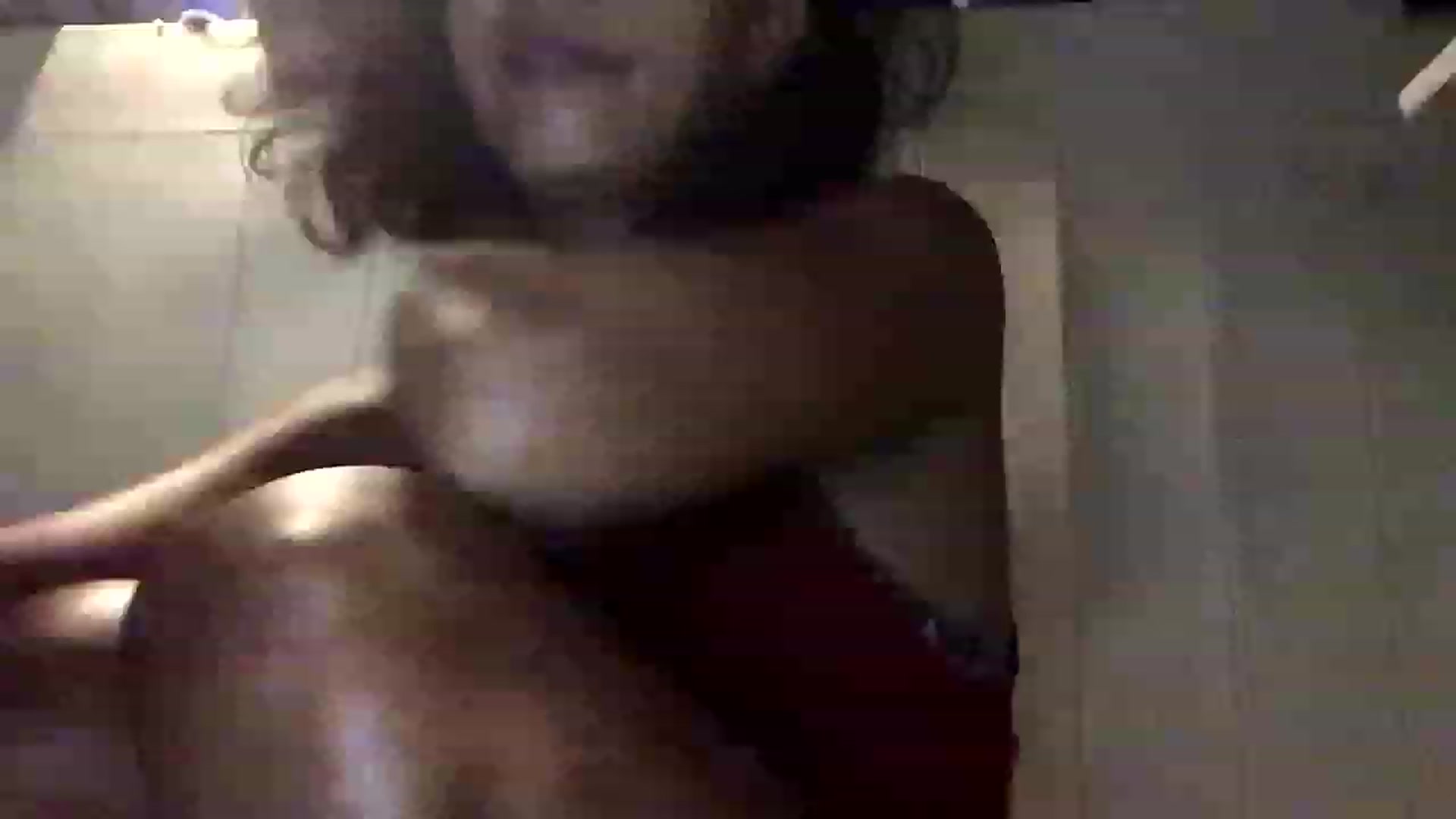 Gallery image thumbnail from ViktoriaFox's myfreecams stream on, 11/26/2022, 10:26 image 8 of 20