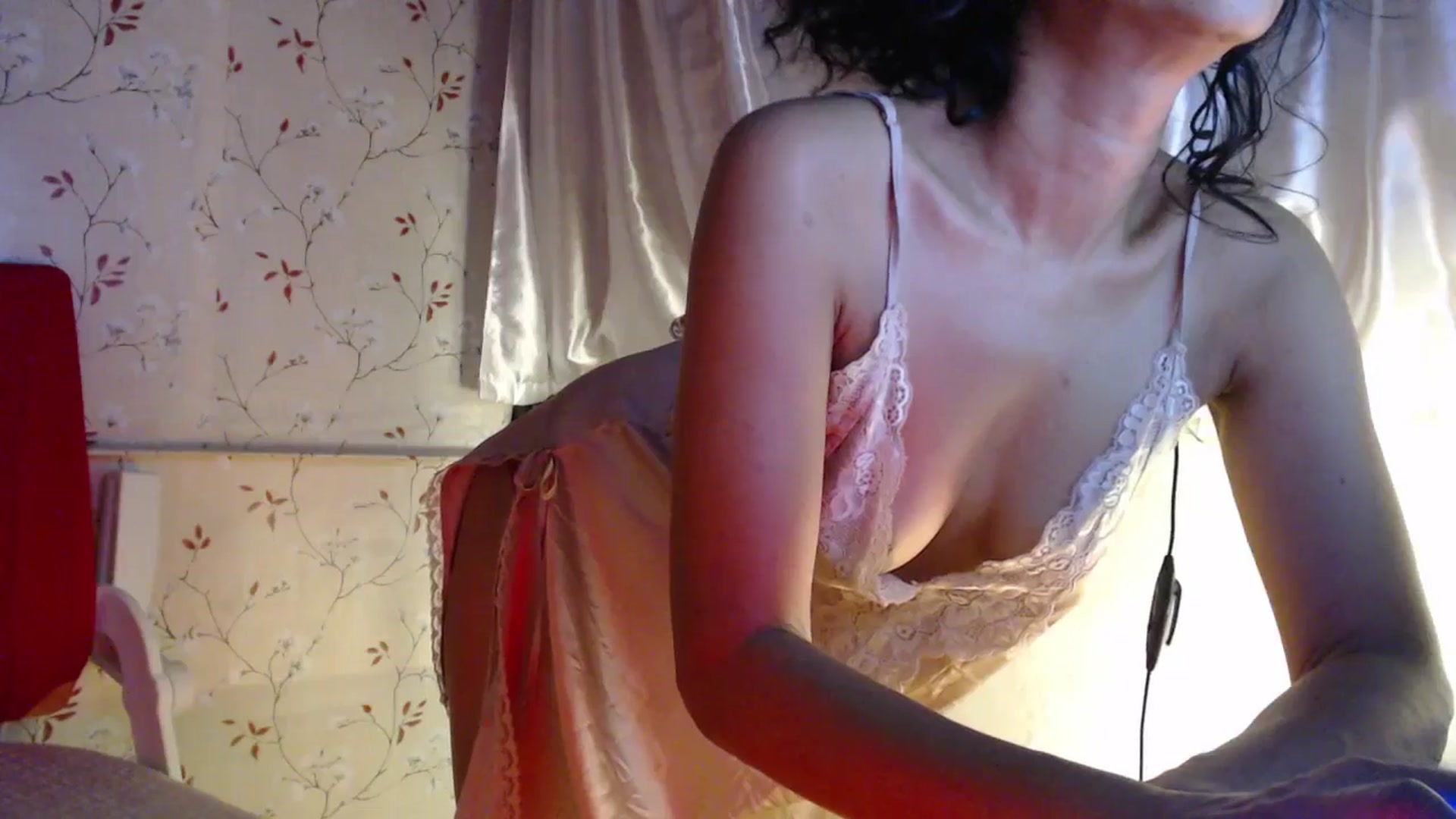 Gallery image thumbnail from ViktoriaFox's myfreecams stream on, 01/01/2025, 15:56 image 12 of 20