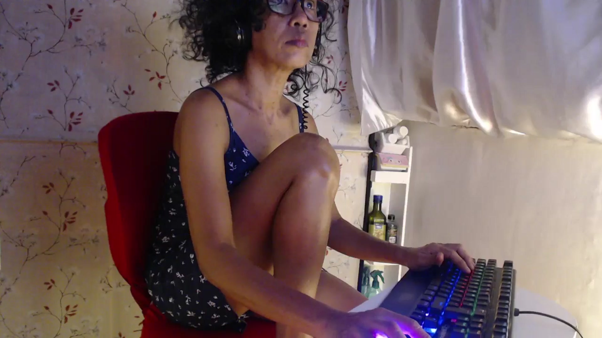 Gallery image thumbnail from ViktoriaFox's myfreecams stream on, 01/13/2026, 09:24 image 9 of 20