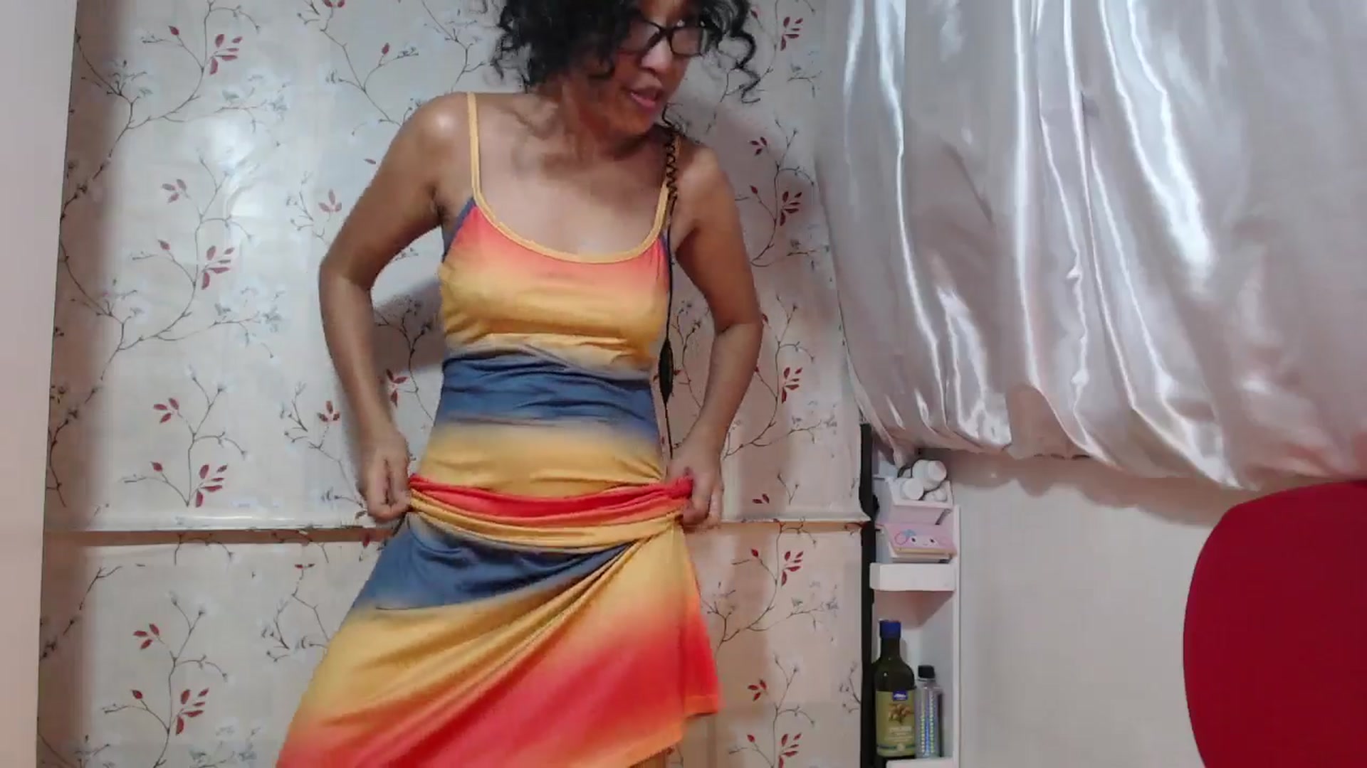 Gallery image thumbnail from ViktoriaFox's myfreecams stream on, 01/14/2026, 08:38 image 15 of 20