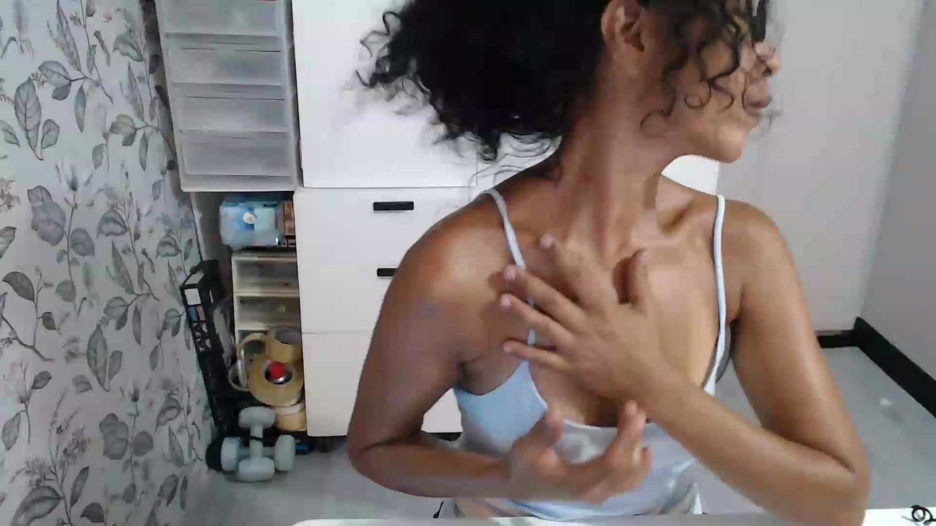 Gallery image thumbnail from ViktoriaFox's myfreecams stream on, 05/15/2026, 08:20 image 16 of 20