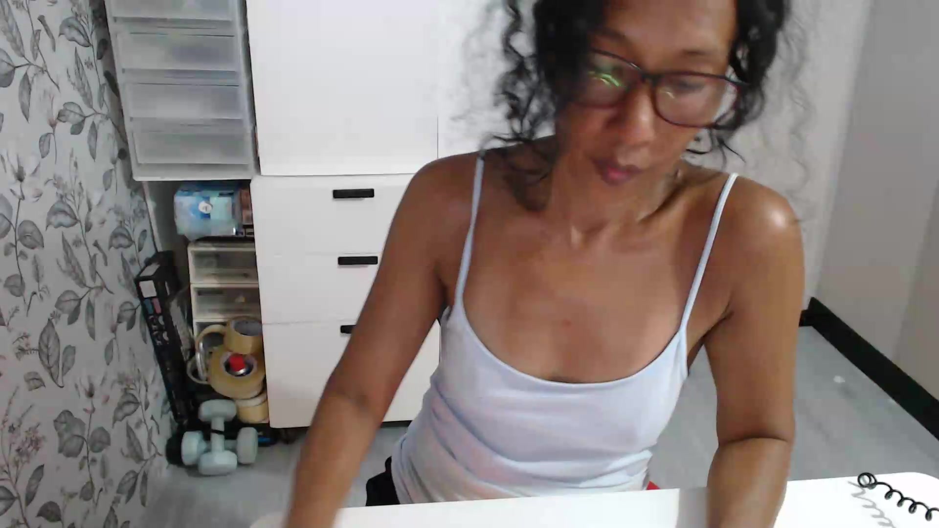 Gallery image thumbnail from ViktoriaFox's myfreecams stream on, 05/15/2026, 08:20 image 19 of 20
