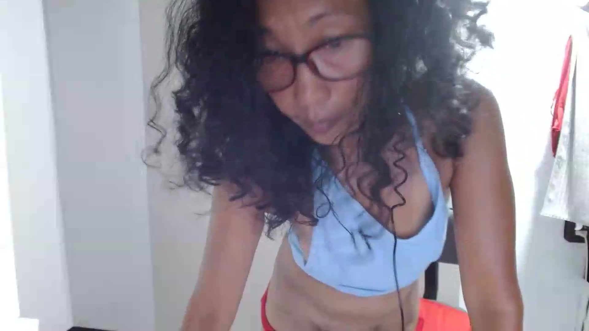 Gallery image thumbnail from ViktoriaFox's myfreecams stream on, 05/16/2026, 06:45 image 3 of 20