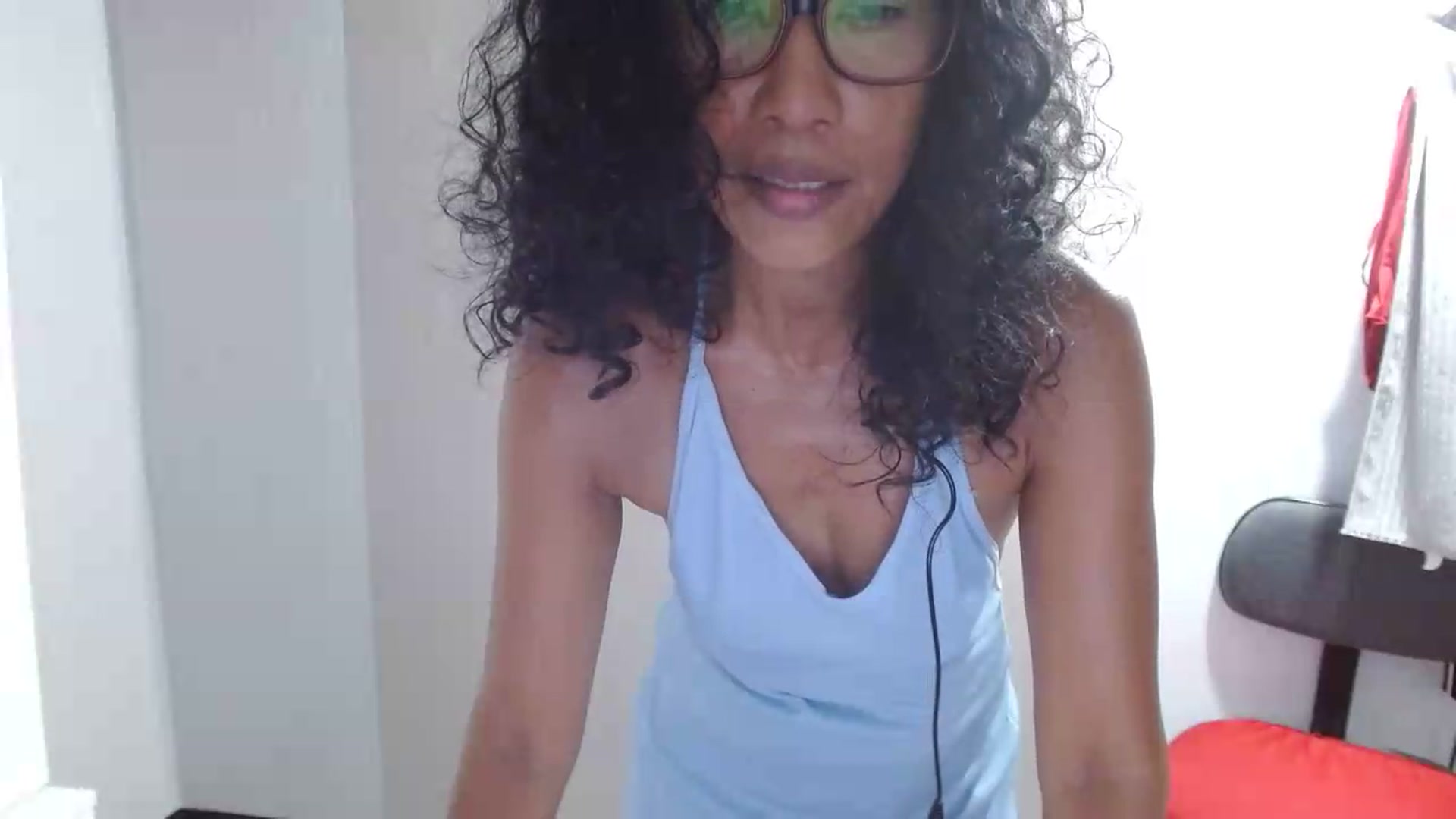 Gallery image thumbnail from ViktoriaFox's myfreecams stream on, 05/16/2026, 06:45 image 4 of 20