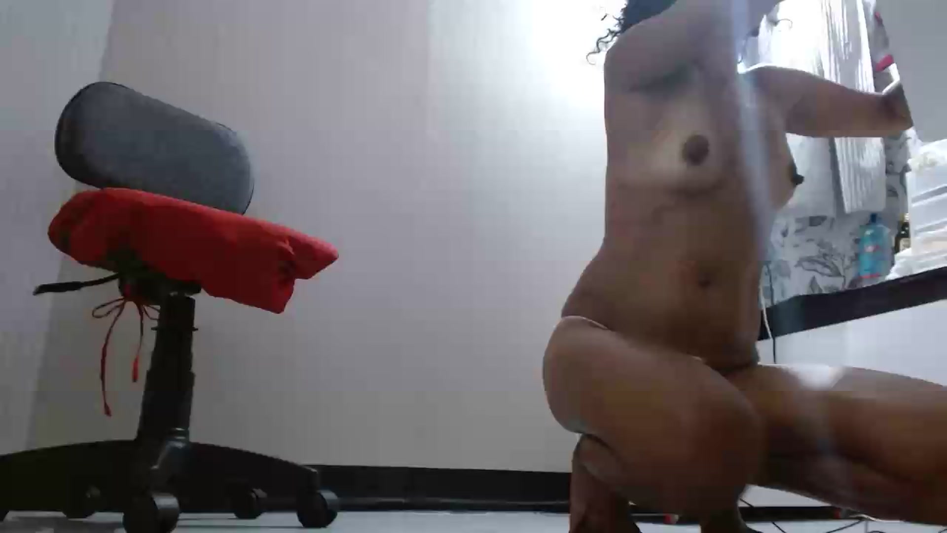 Gallery image thumbnail from ViktoriaFox's myfreecams stream on, 05/16/2026, 08:29 image 8 of 20