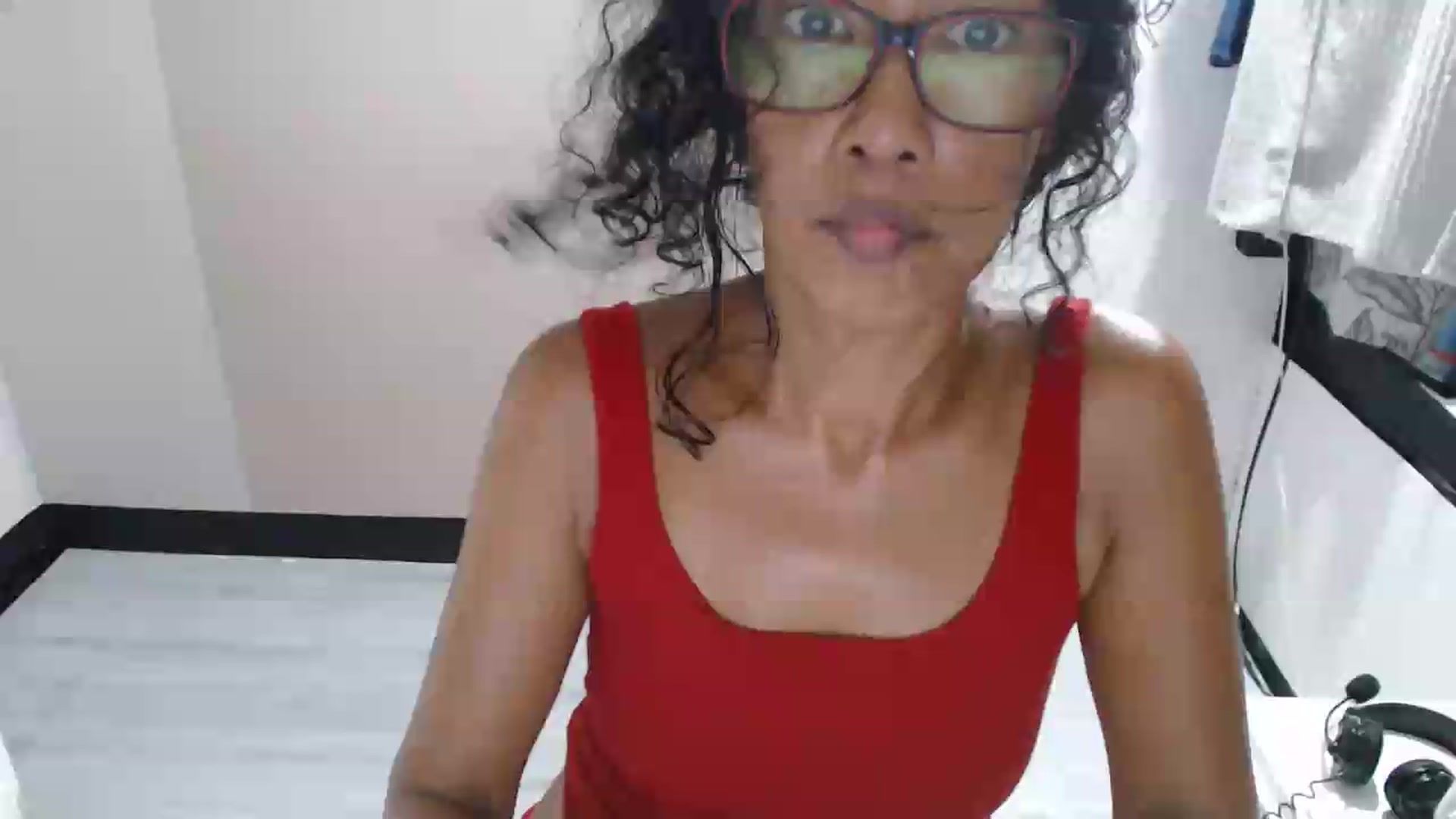 Gallery image thumbnail from ViktoriaFox's myfreecams stream on, 05/17/2026, 07:18 image 8 of 20