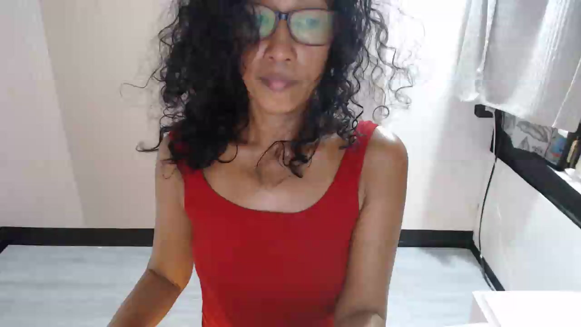 Gallery image thumbnail from ViktoriaFox's myfreecams stream on, 05/17/2026, 07:18 image 18 of 20
