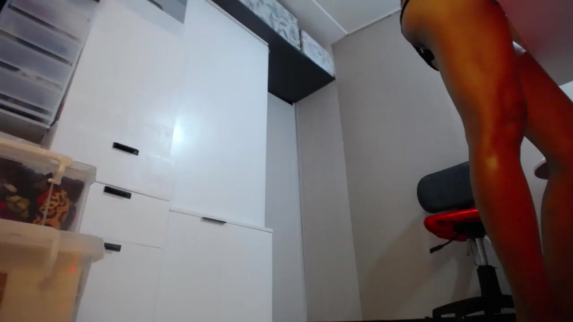 Gallery image thumbnail from ViktoriaFox's myfreecams stream on, 07/19/2026, 08:40 image 12 of 20