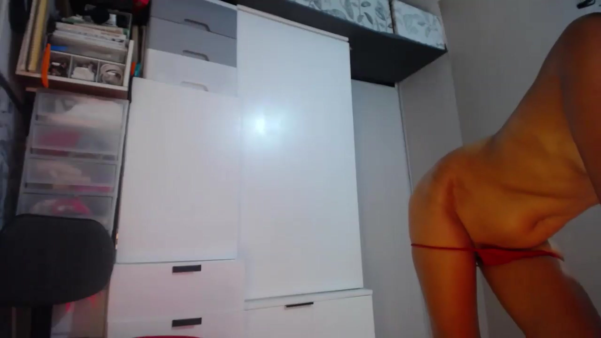 Gallery image thumbnail from ViktoriaFox's myfreecams stream on, 08/09/2026, 08:55 image 13 of 20