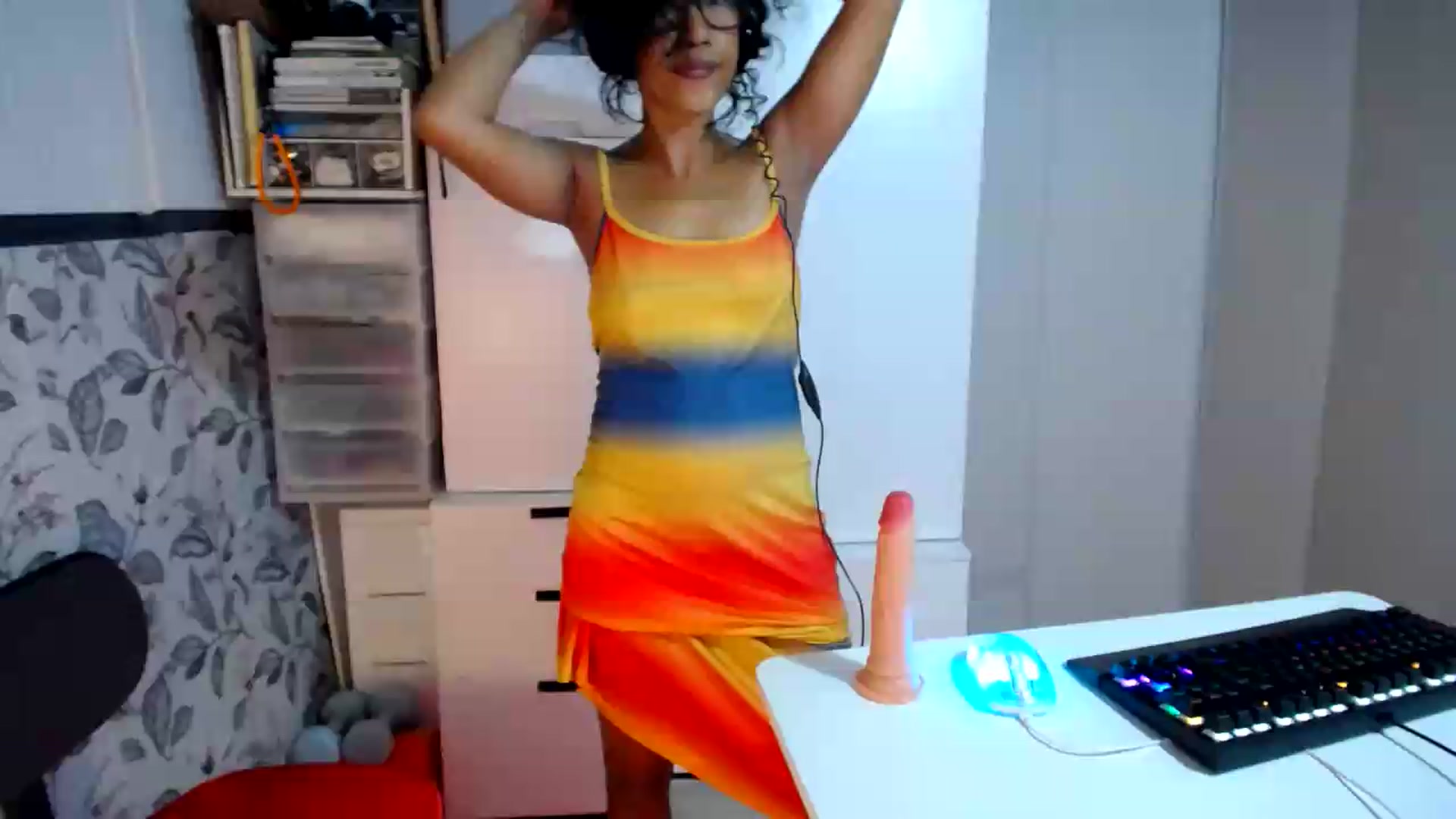 Gallery image thumbnail from ViktoriaFox's myfreecams stream on, 08/23/2026, 18:45 image 1 of 20