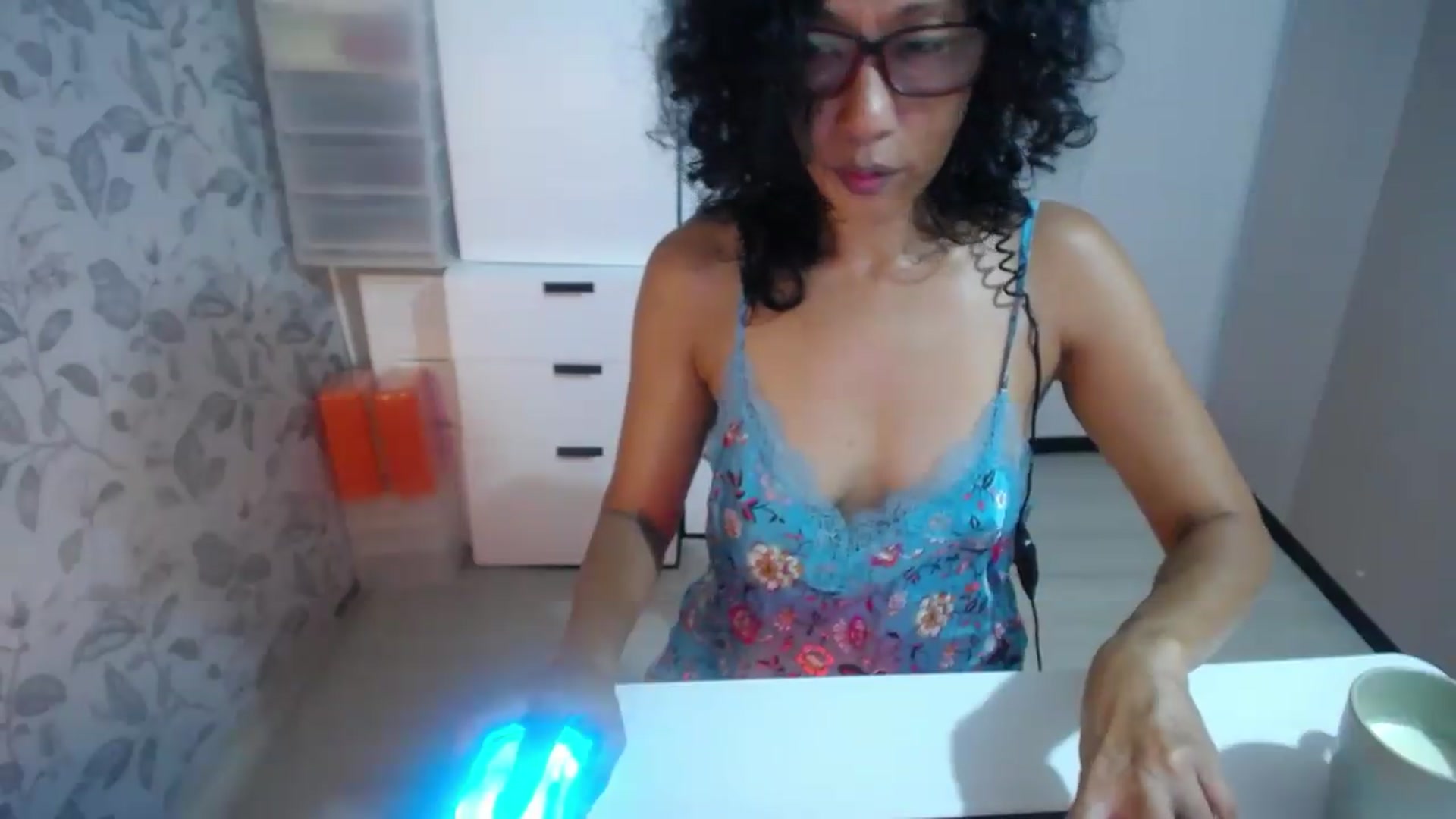 Gallery image thumbnail from ViktoriaFox's myfreecams stream on, 08/30/2026, 17:49 image 11 of 20