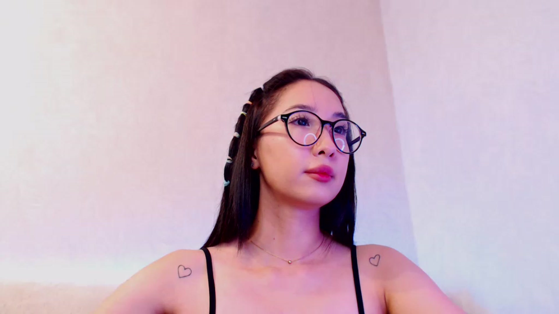 Gallery image thumbnail from ViktorrySweet's myfreecams stream on, 12/18/2022, 14:13 image 4 of 20