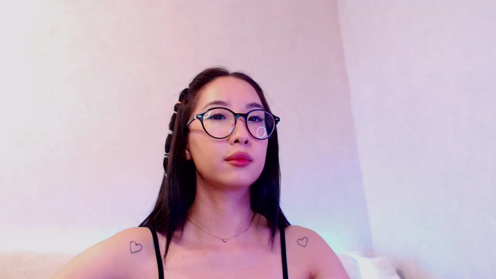 Gallery image thumbnail from ViktorrySweet's myfreecams stream on, 12/18/2022, 14:13 image 14 of 20