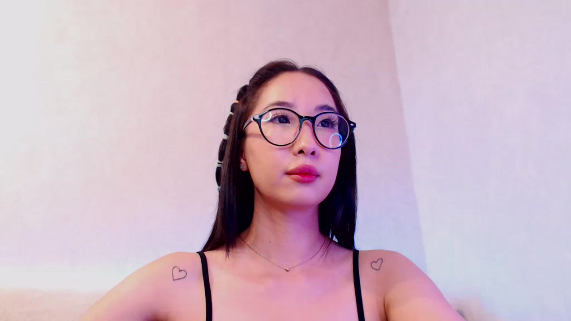 Gallery image thumbnail from ViktorrySweet's myfreecams stream on, 12/18/2022, 14:13 image 3 of 20