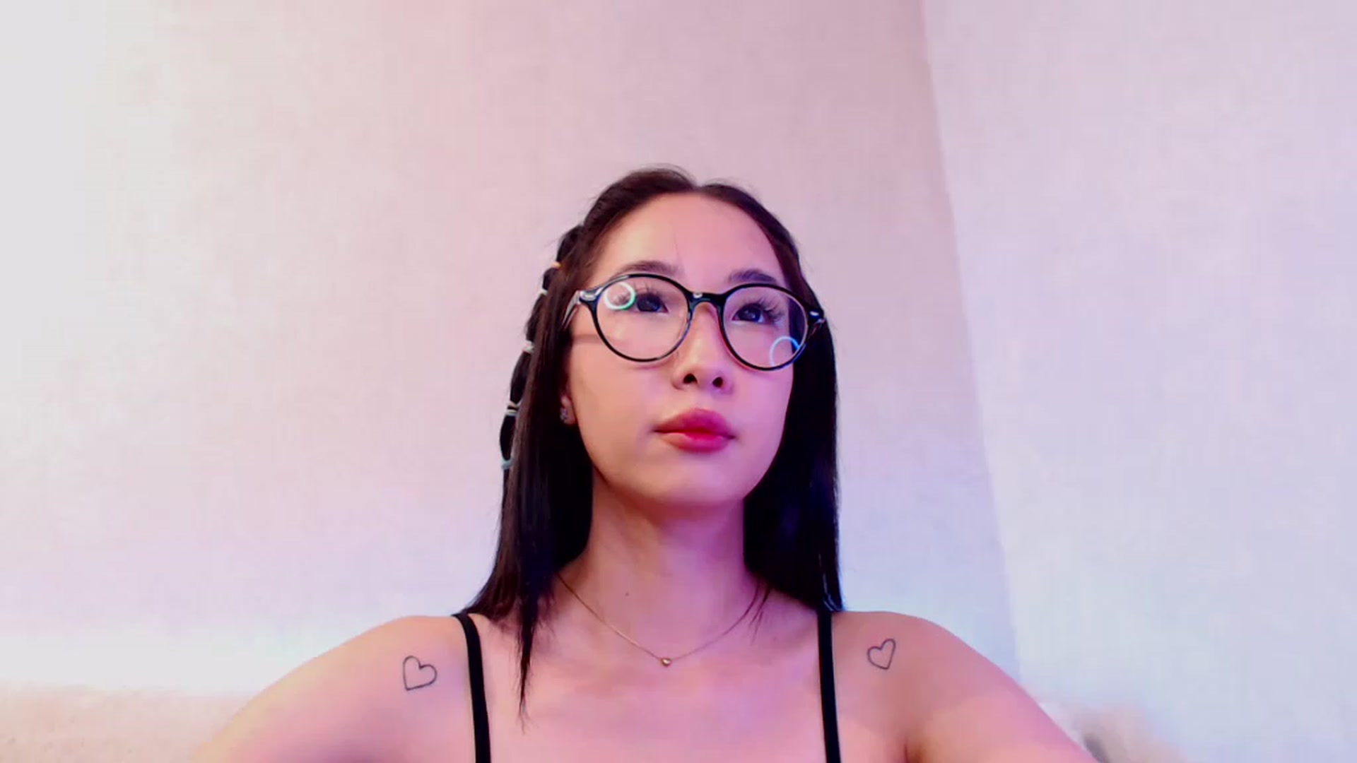 Gallery image thumbnail from ViktorrySweet's myfreecams stream on, 12/18/2022, 14:13 image 1 of 20