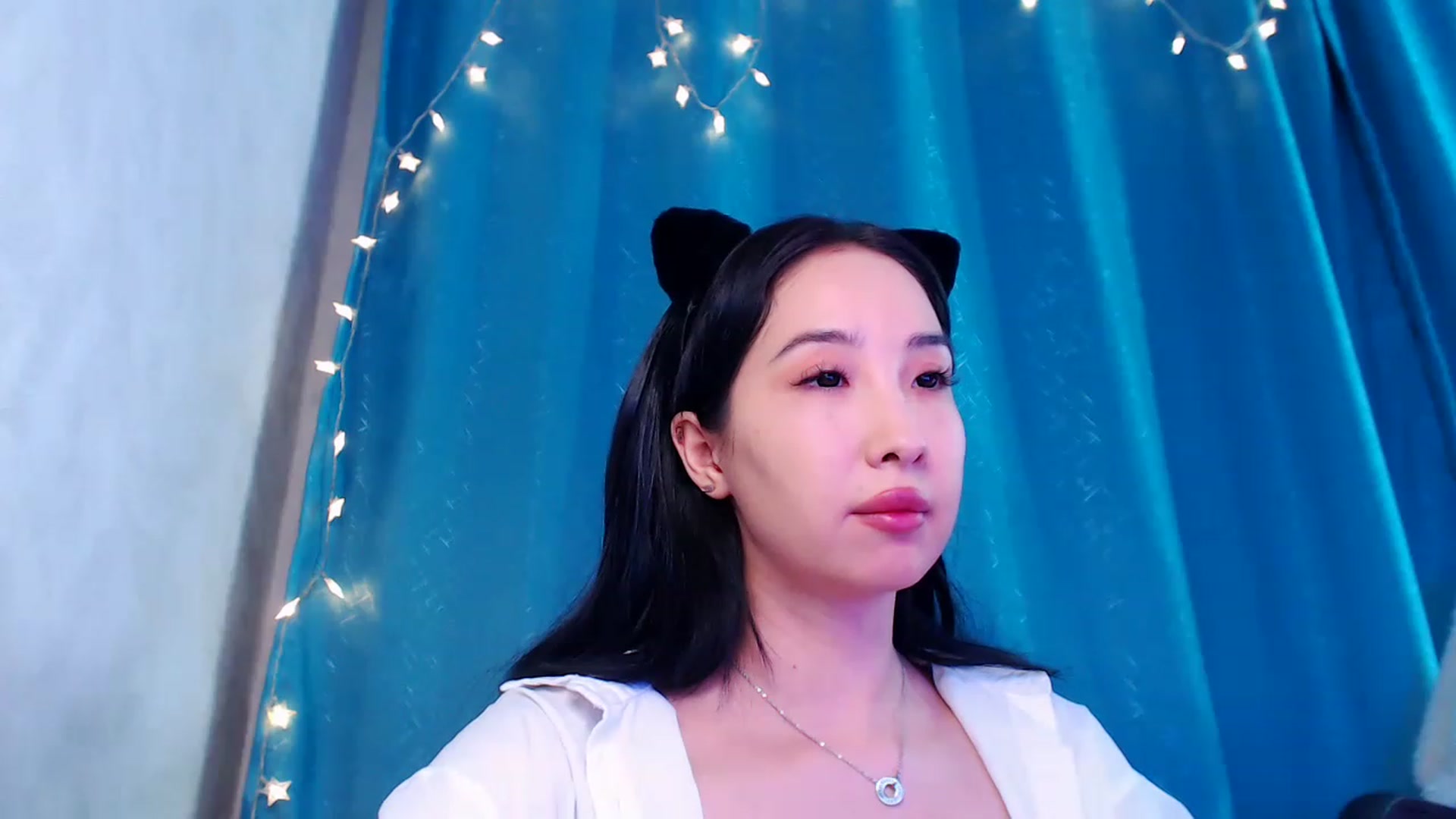 Gallery image thumbnail from ViktorrySweet's myfreecams stream on, 12/25/2022, 15:18 image 2 of 20