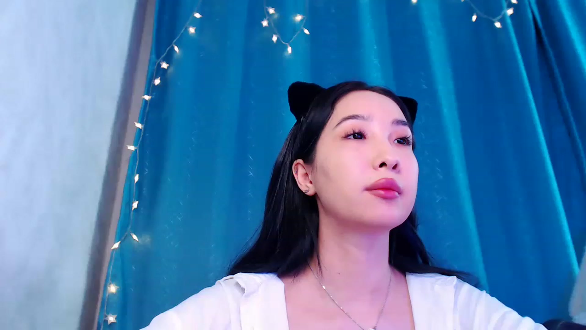 Gallery image thumbnail from ViktorrySweet's myfreecams stream on, 12/25/2022, 15:18 image 1 of 20