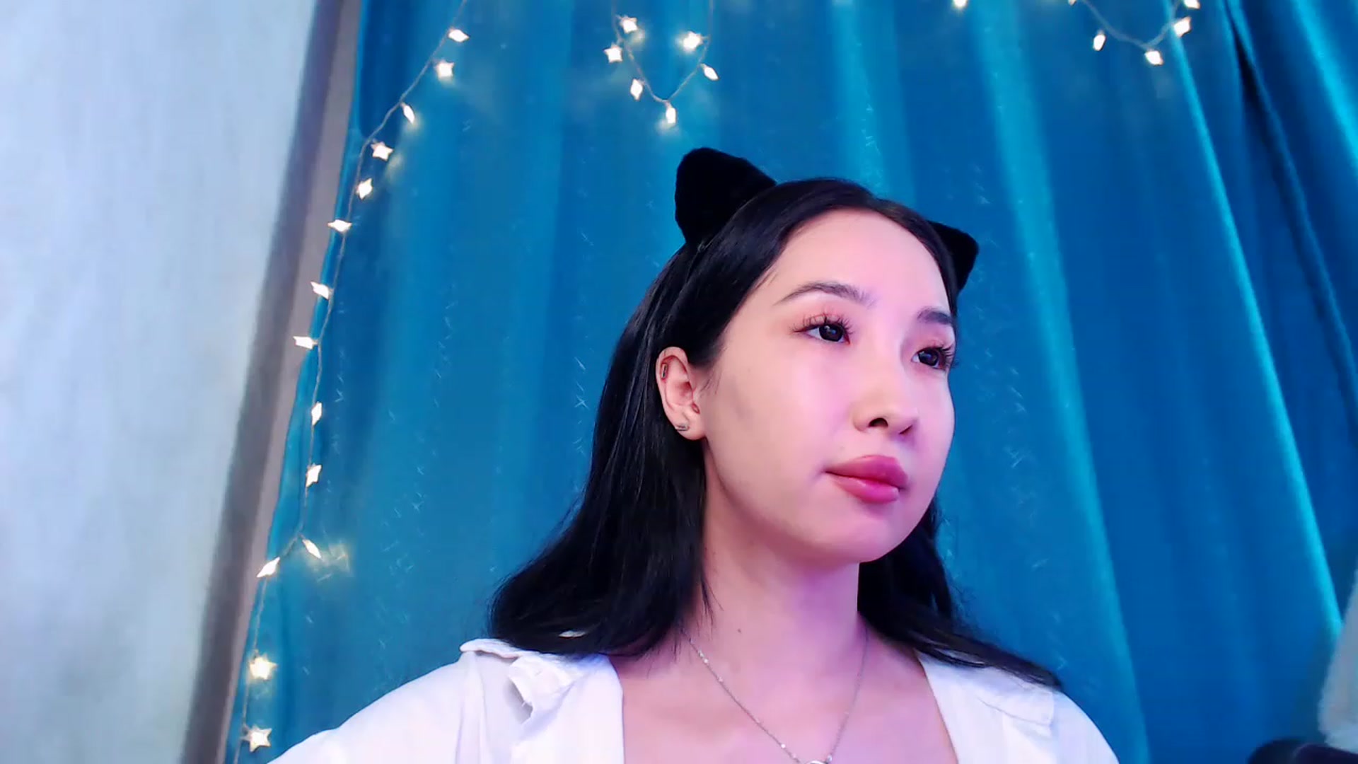 Gallery image thumbnail from ViktorrySweet's myfreecams stream on, 12/25/2022, 15:18 image 3 of 20