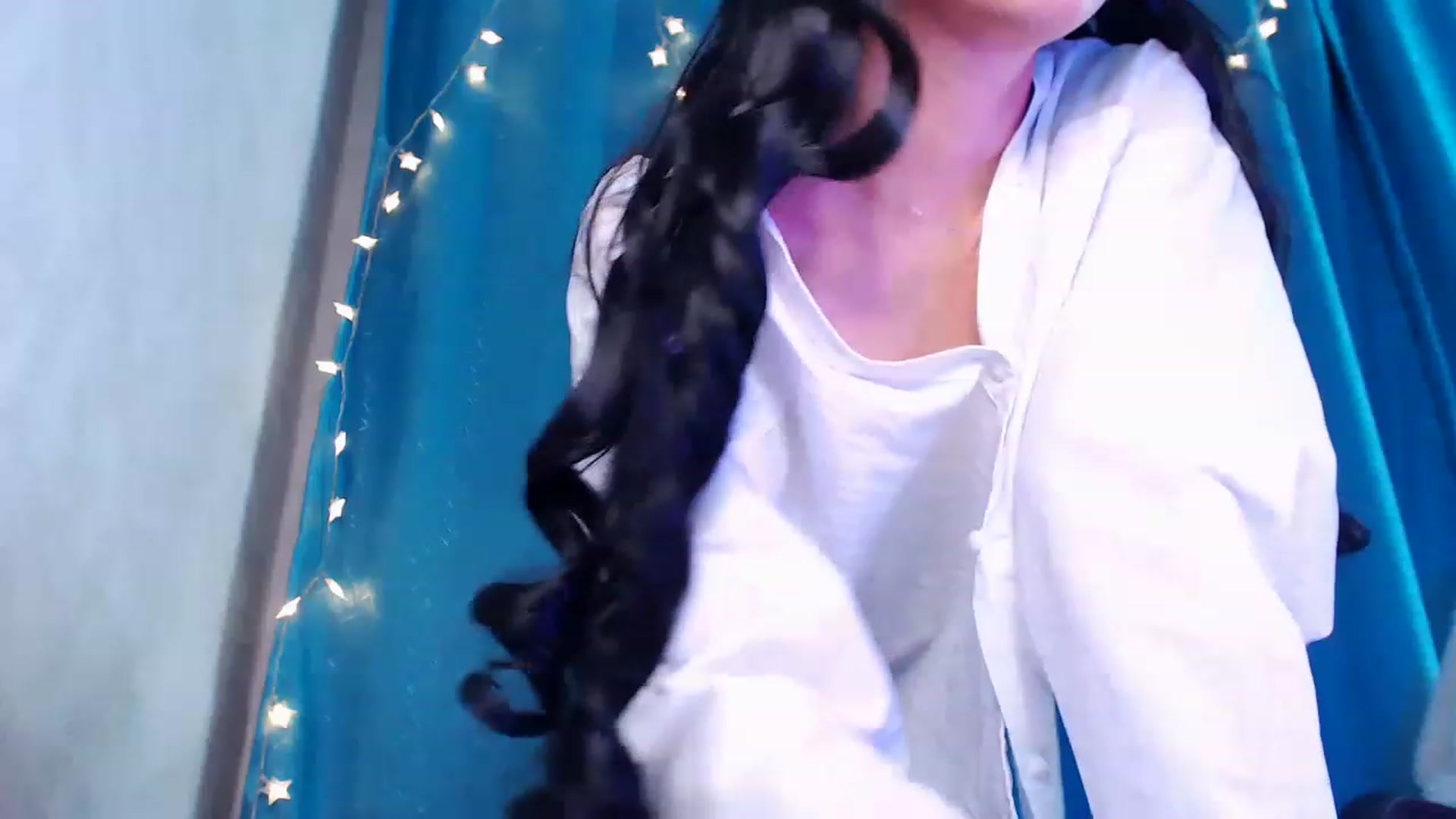 Gallery image thumbnail from ViktorrySweet's myfreecams stream on, 12/25/2022, 15:18 image 14 of 20