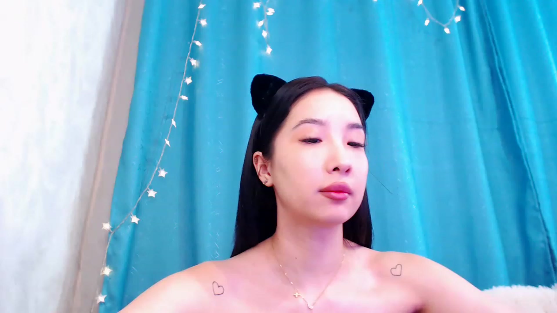 Gallery image thumbnail from ViktorrySweet's myfreecams stream on, 12/28/2022, 06:19 image 1 of 20