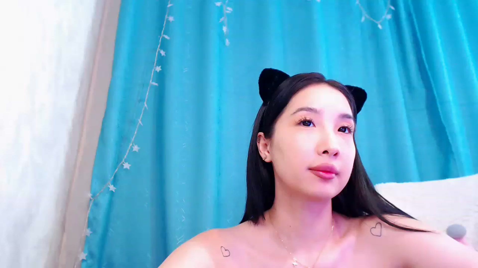 Gallery image thumbnail from ViktorrySweet's myfreecams stream on, 12/28/2022, 06:19 image 17 of 20