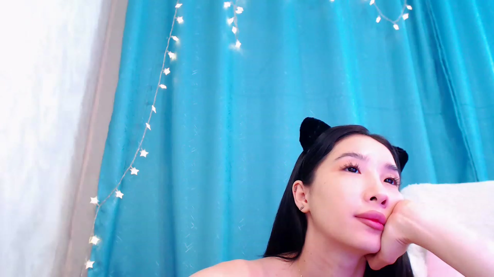 Gallery image thumbnail from ViktorrySweet's myfreecams stream on, 12/28/2022, 06:19 image 8 of 20