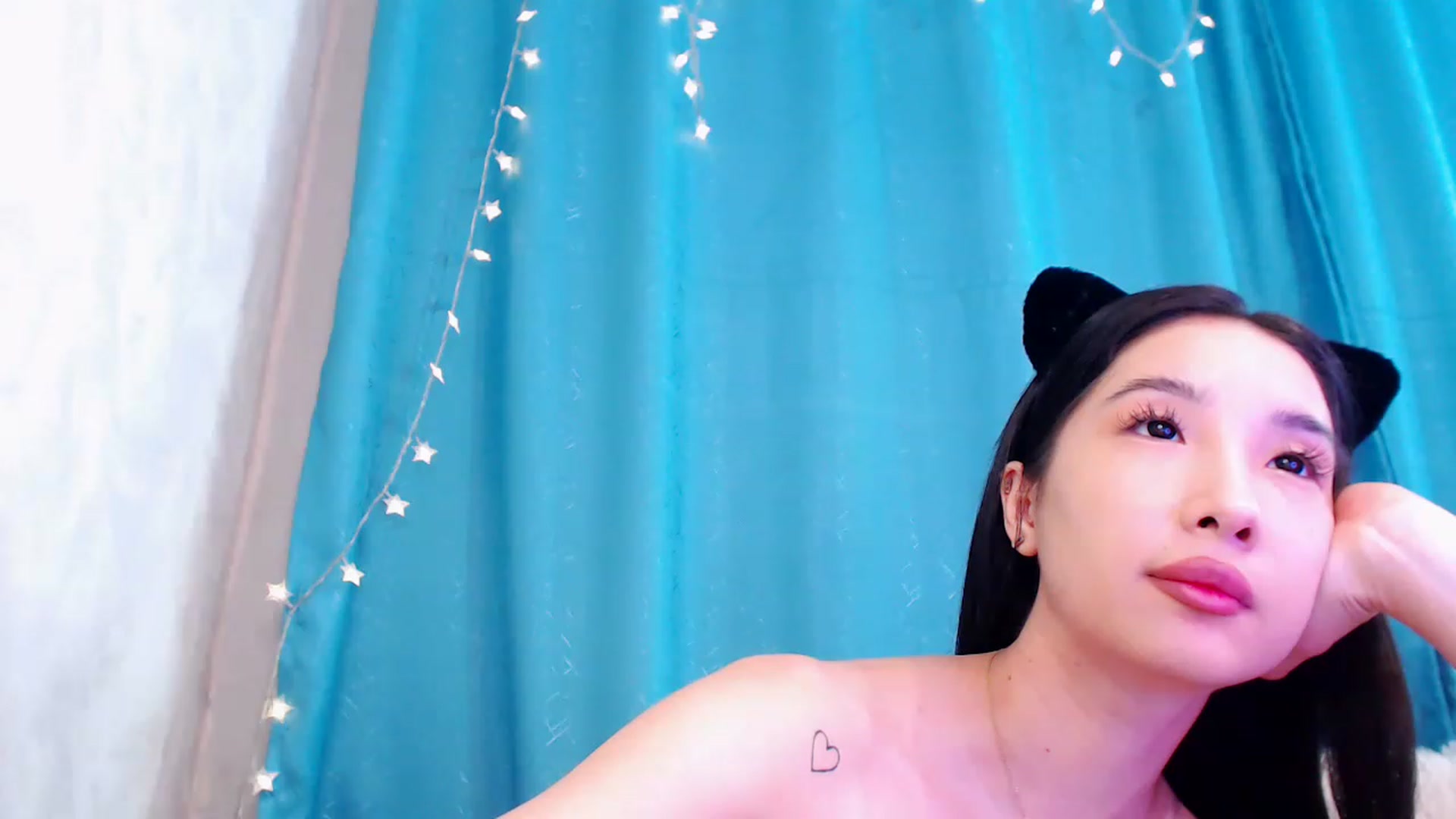 Gallery image thumbnail from ViktorrySweet's myfreecams stream on, 12/28/2022, 06:19 image 4 of 20