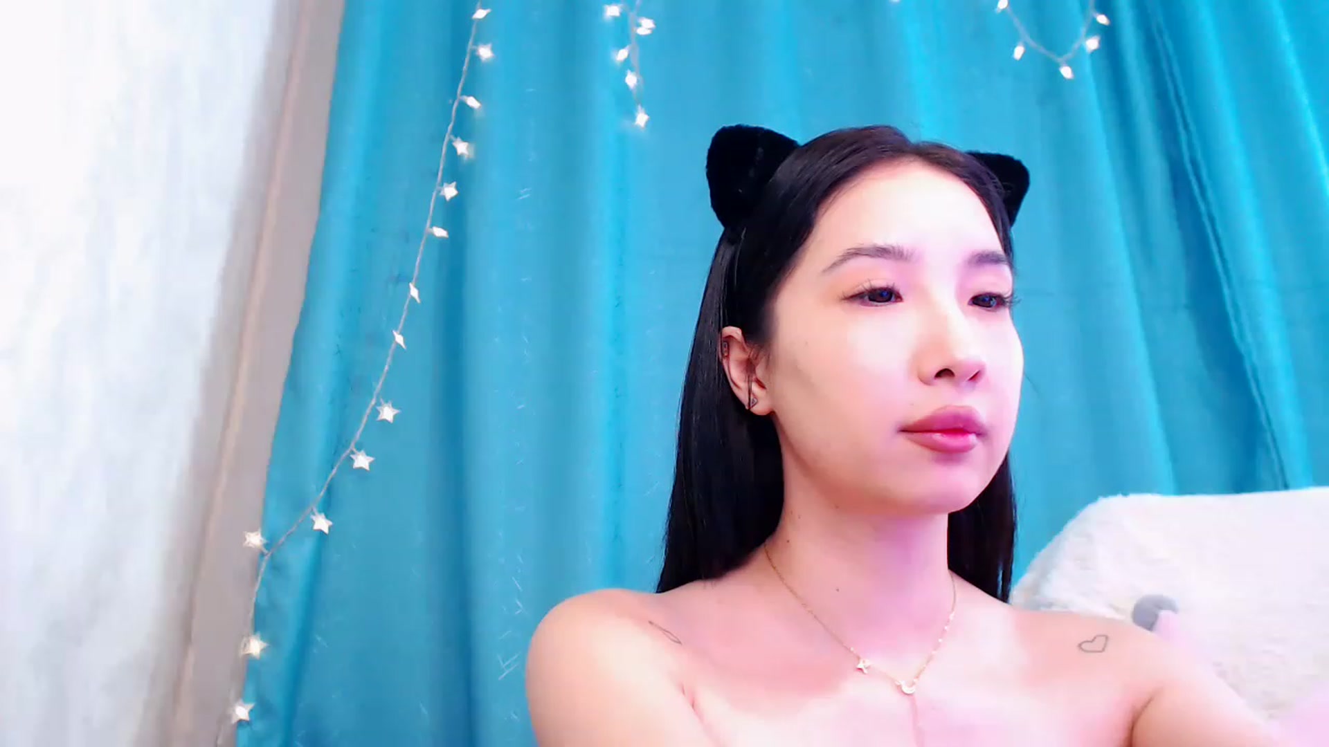 Gallery image thumbnail from ViktorrySweet's myfreecams stream on, 12/28/2022, 06:19 image 6 of 20
